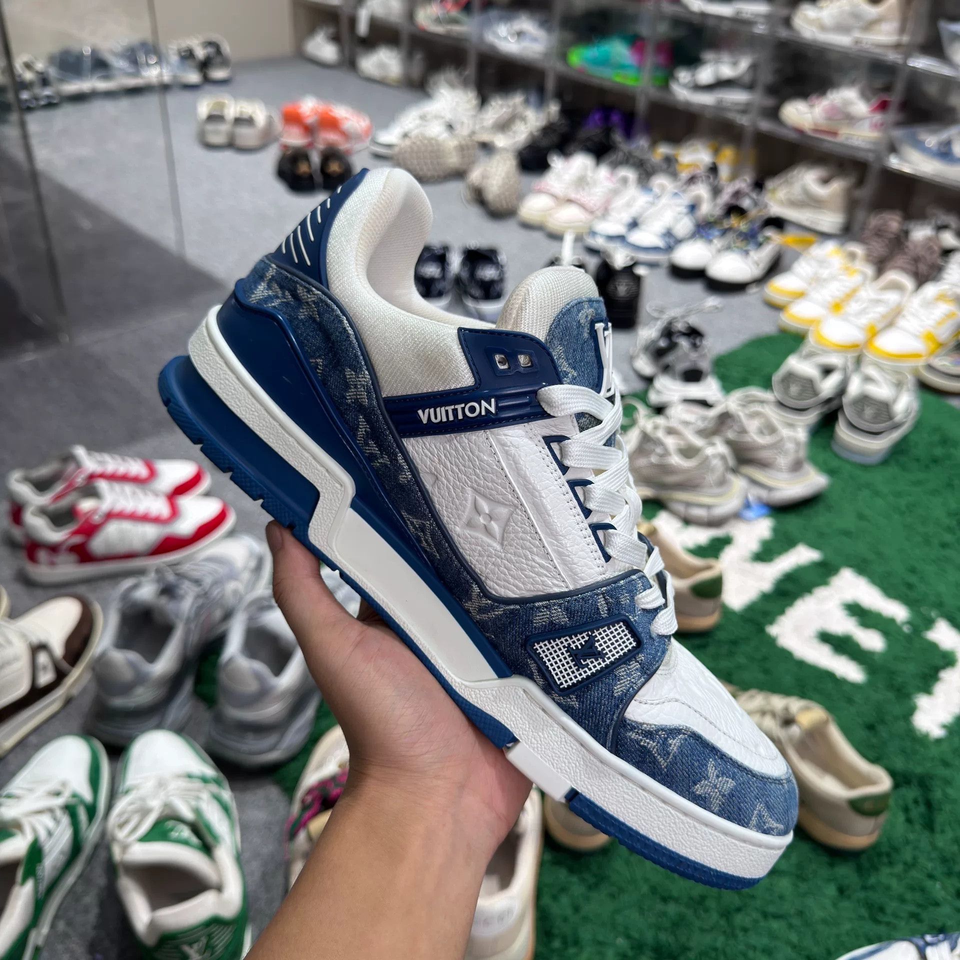 Louis Vuitton Louis Vuitton Training Denim Blue Lowtop Sneakers 10 Men Size US 10 / EU 43 - 3 Thumbnail