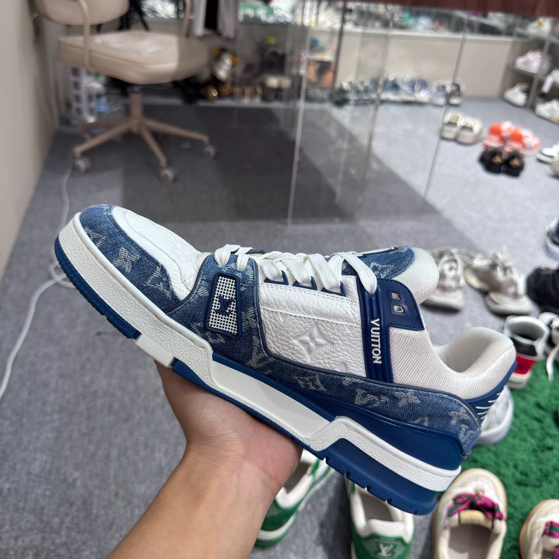 Louis Vuitton Louis Vuitton Training Denim Blue Lowtop Sneakers 10 Men Size US 10 / EU 43 - 5 Thumbnail