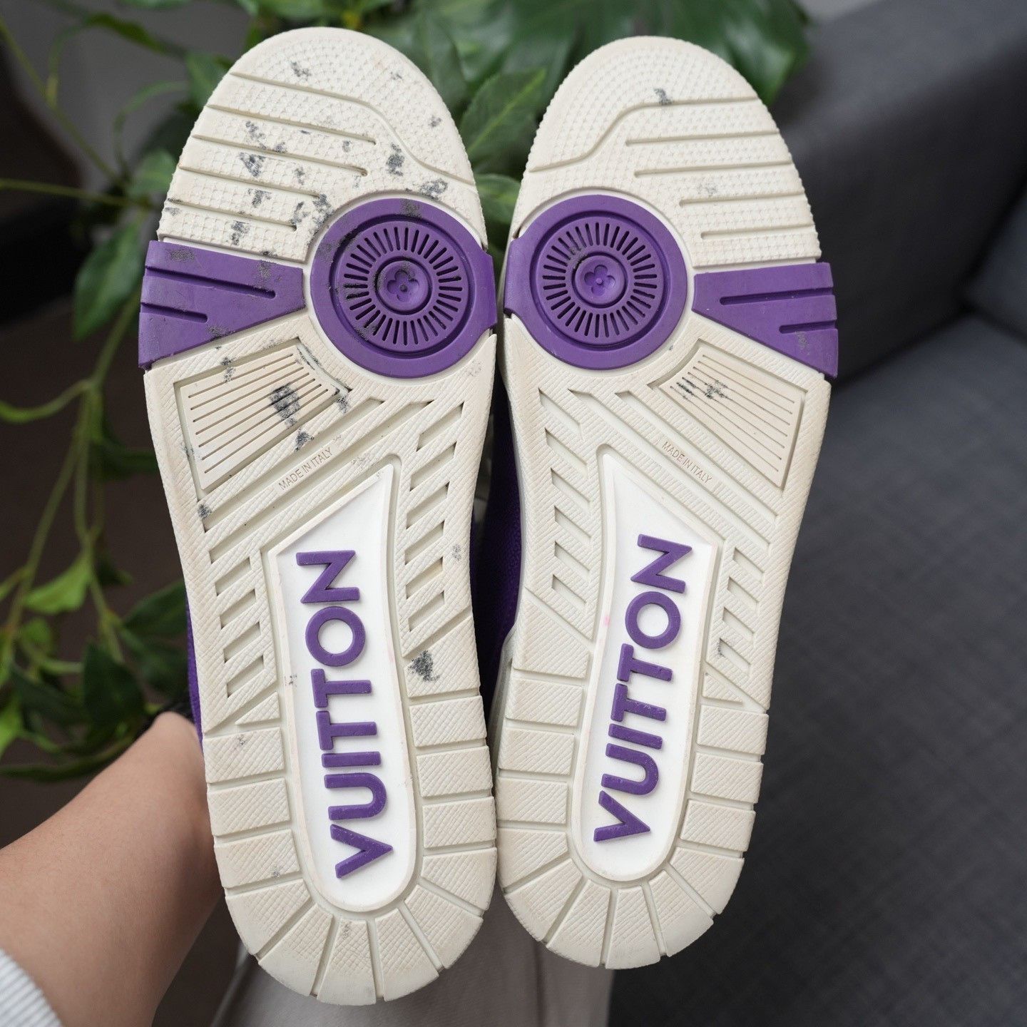 Louis Vuitton Louis Vuitton Training White Lowtop Sneakers 10 Men Size US 10 / EU 43 - 9 Thumbnail