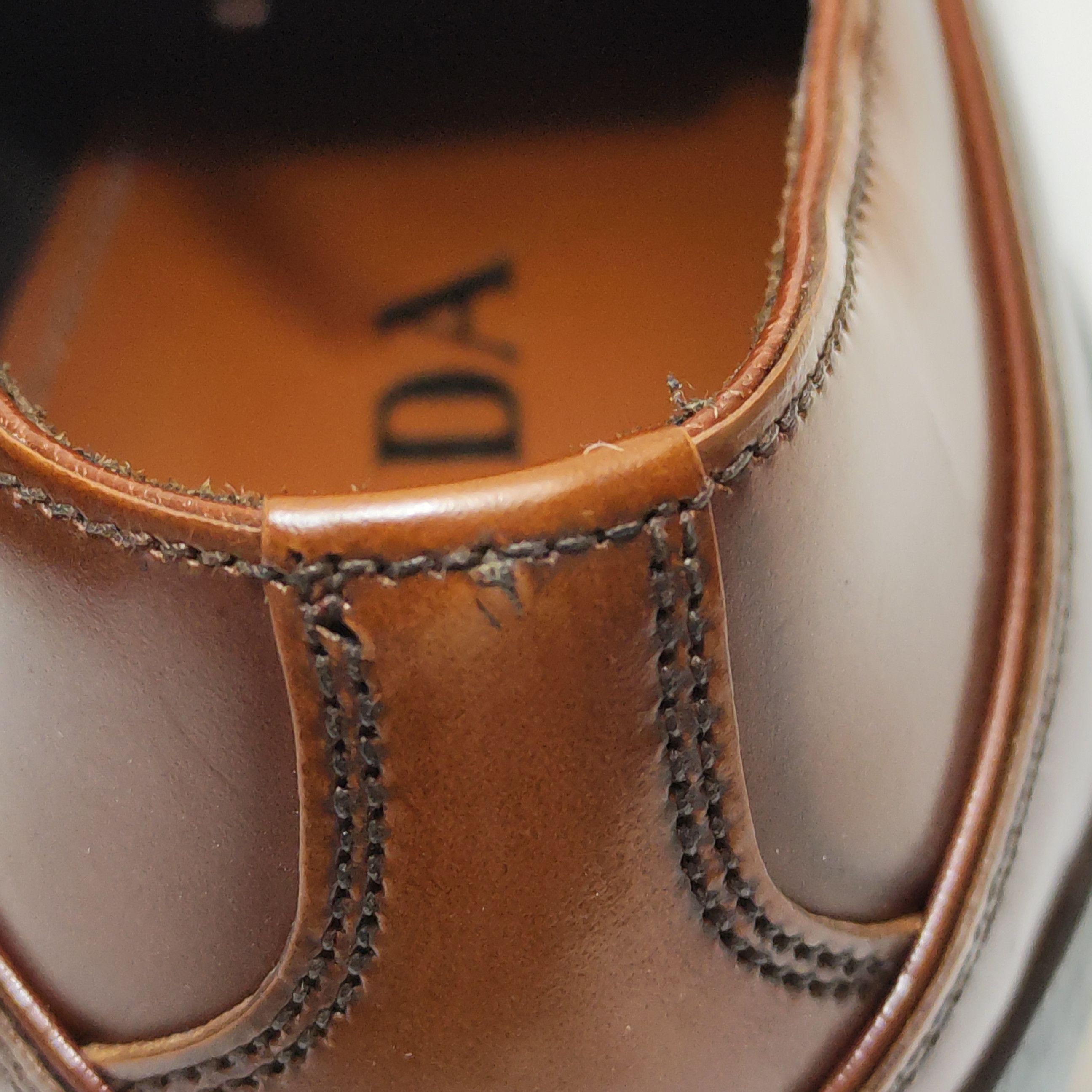 Prada Prada Two-Tone Leather Oxfords EU 39 Size US 6 / EU 39 - 8 Thumbnail