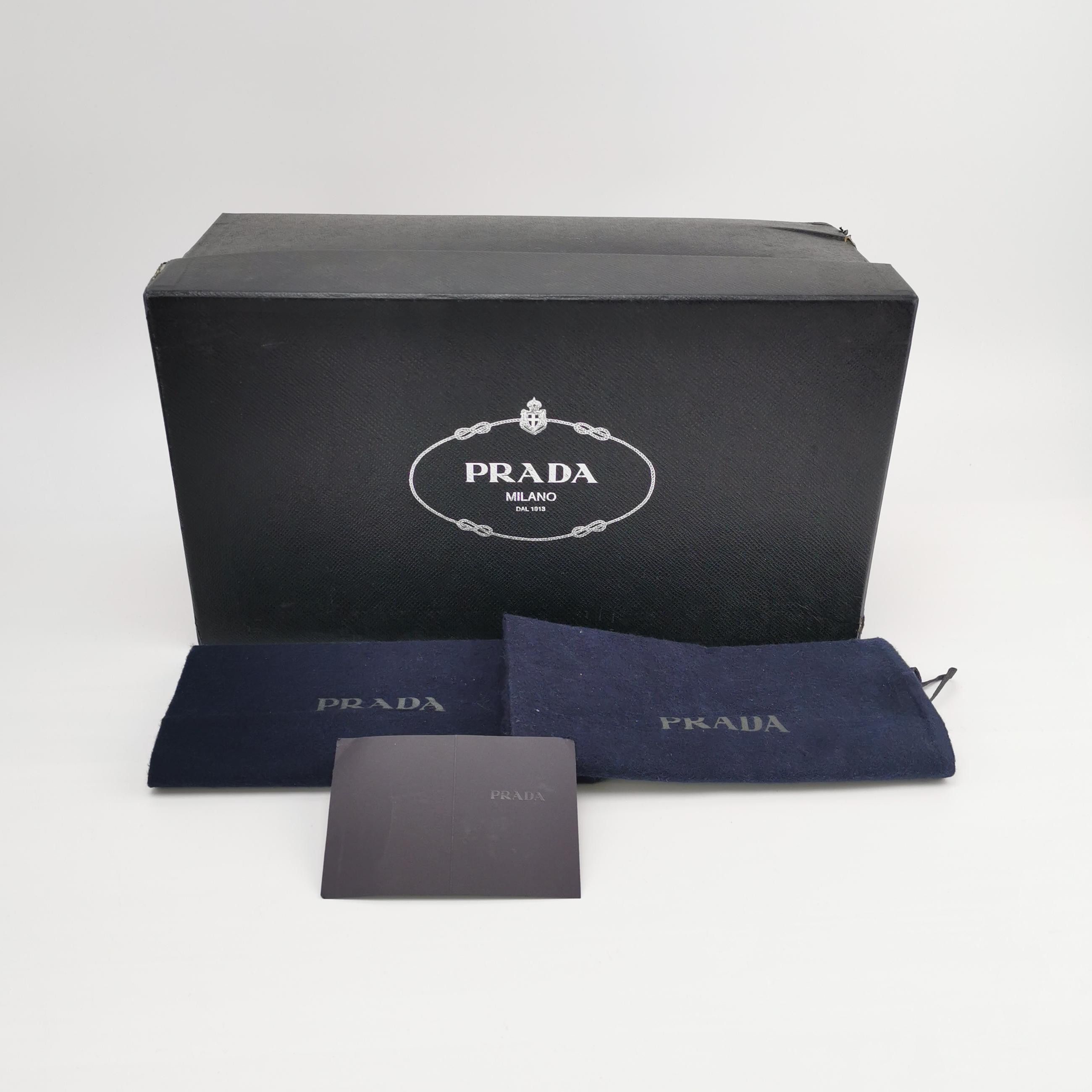 Prada Prada Two-Tone Leather Oxfords EU 39 Size US 6 / EU 39 - 7 Thumbnail
