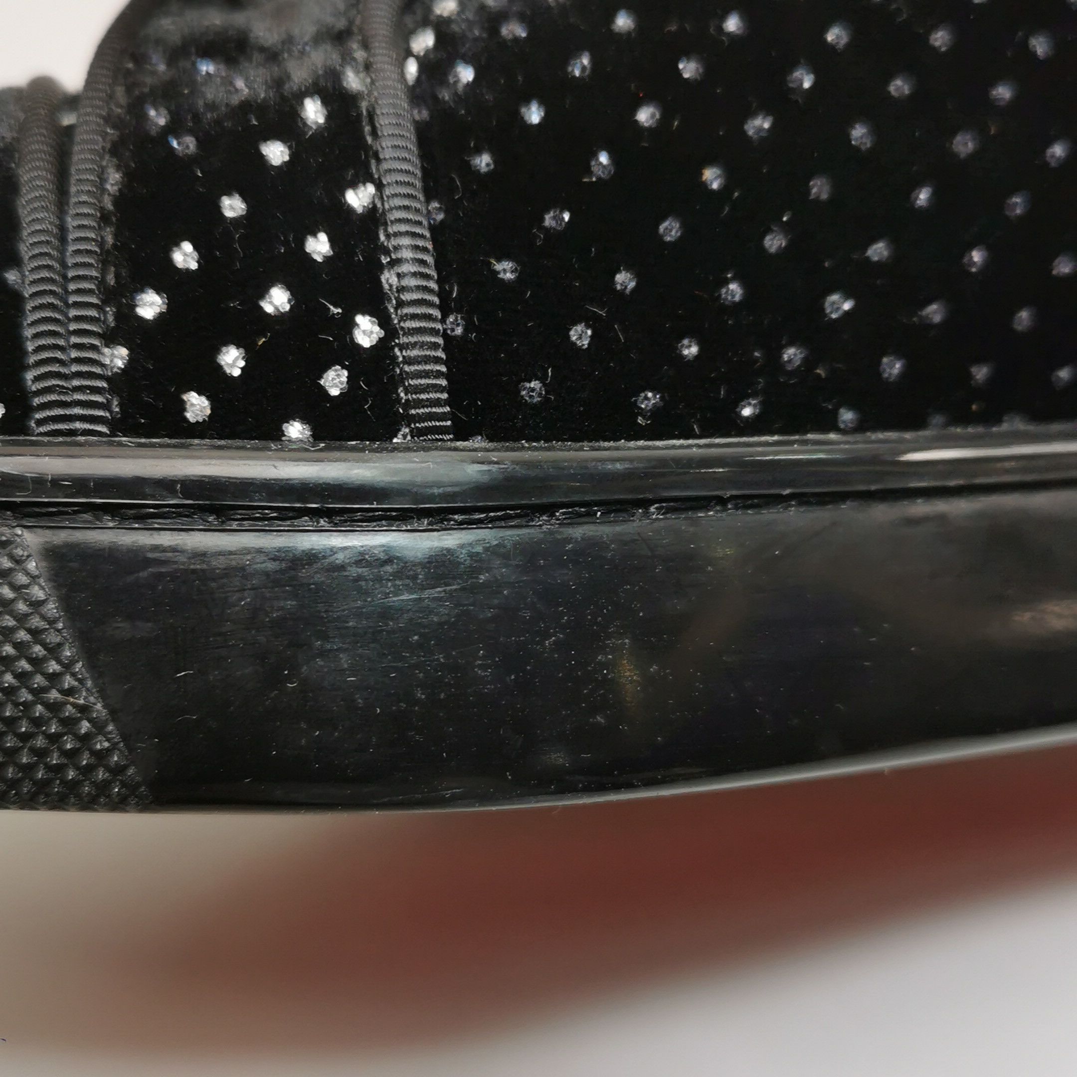 Christian Louboutin Christian Louboutin Strass Louis Junior Sneakers EU 39 Size US 6 / EU 39 - 10 Thumbnail
