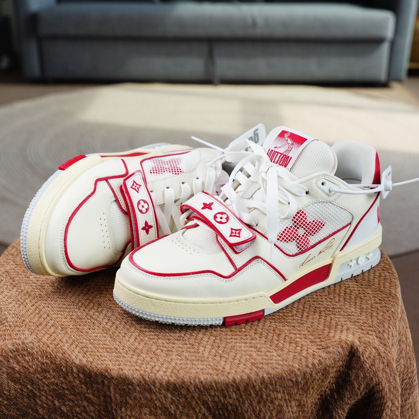 Louis Vuitton Louis Vuitton Training Red Lowtop Sneakers 8.5 Men Size US 8.5 / EU 41-42 - 2 Thumbnail