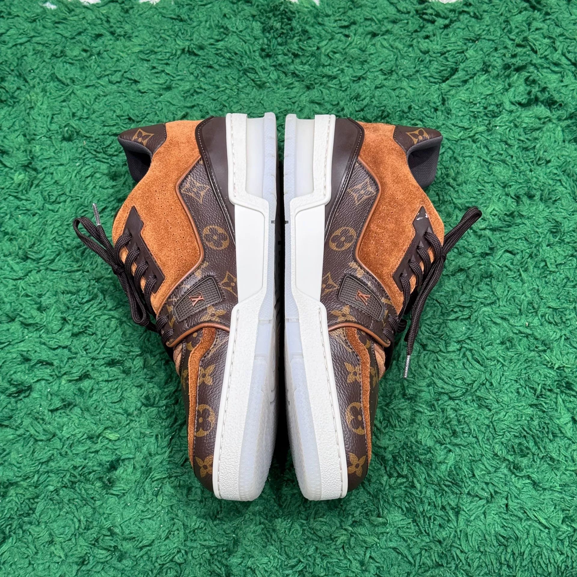 Louis Vuitton Louis Vuitton Training Brown Lowtop Sneakers 8.5 Men Size US 8.5 / EU 41-42 - 5 Thumbnail