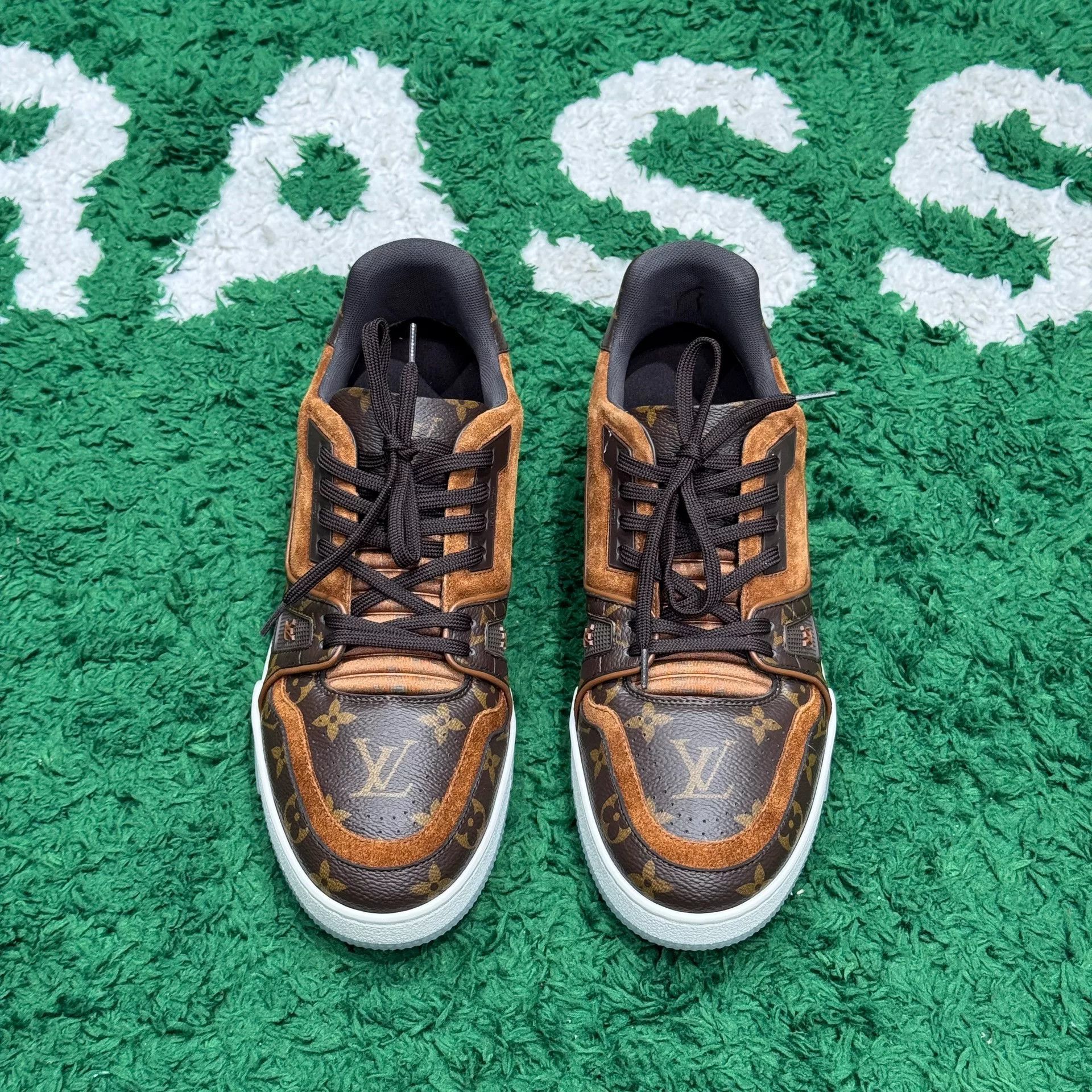 Louis Vuitton Louis Vuitton Training Brown Lowtop Sneakers 8.5 Men Size US 8.5 / EU 41-42 - 2 Thumbnail