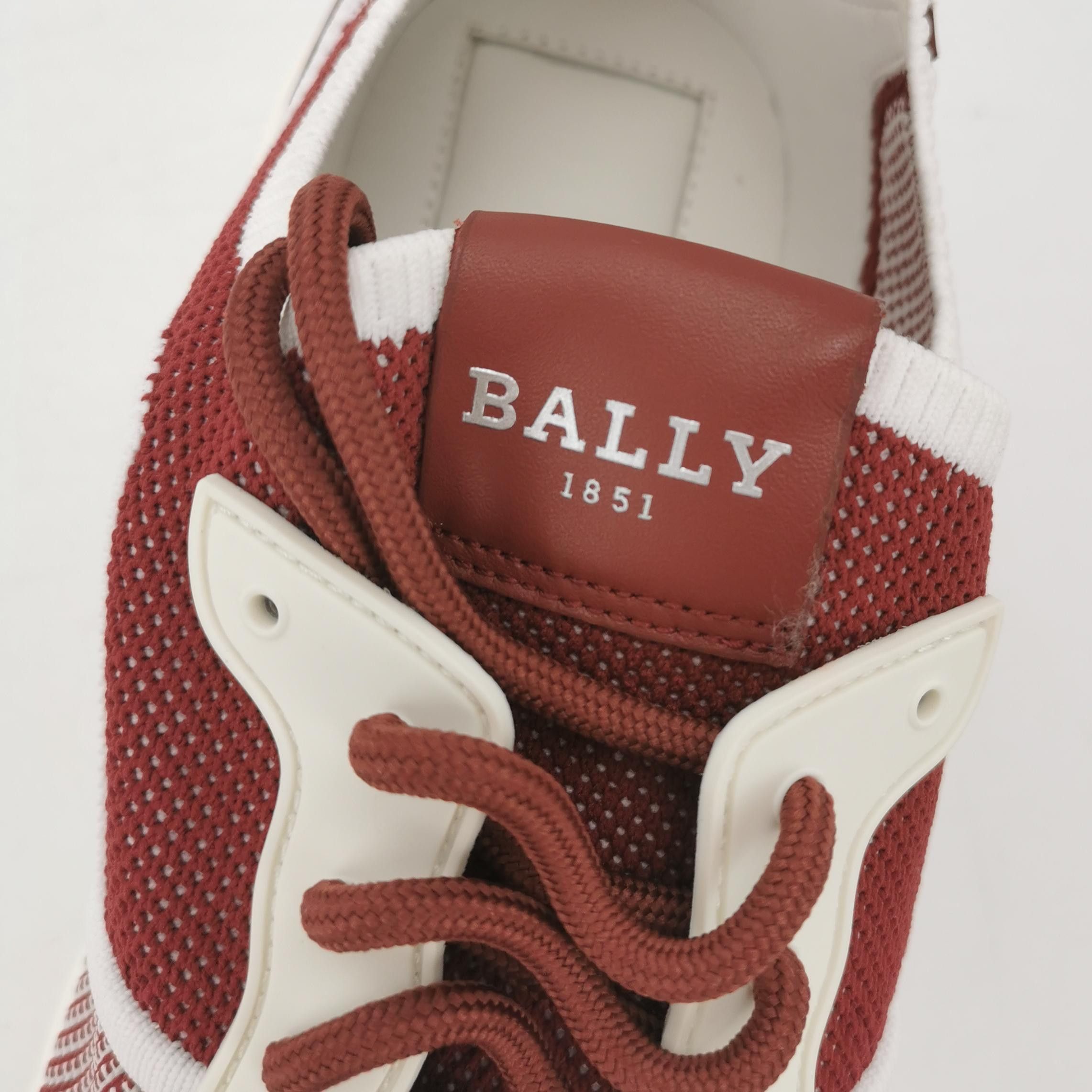 Bally Bally Red Mesh Canvas Low-Top Sneakers EU 43 Size US 10 / EU 43 - 9 Thumbnail