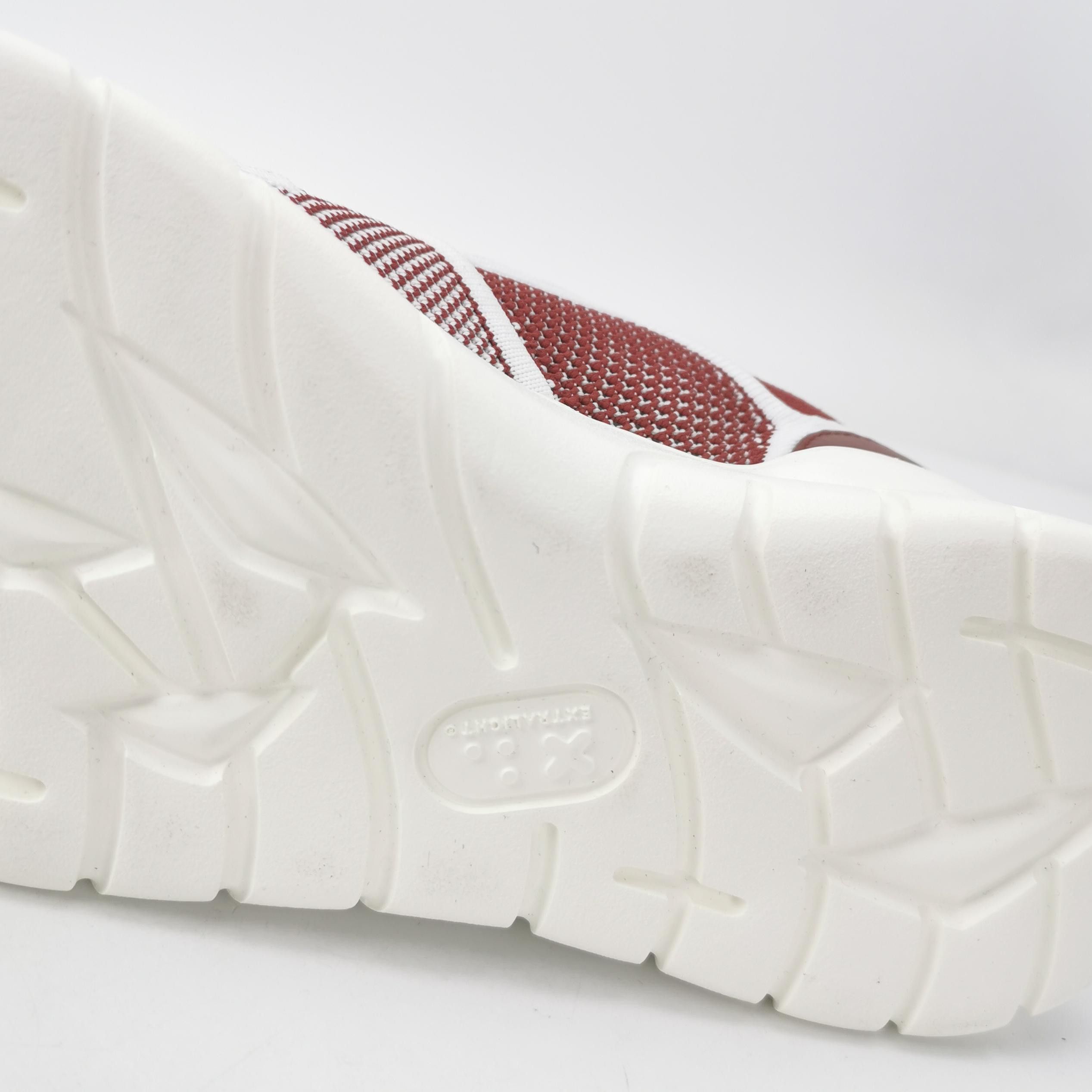 Bally Bally Red Mesh Canvas Low-Top Sneakers EU 43 Size US 10 / EU 43 - 10 Thumbnail