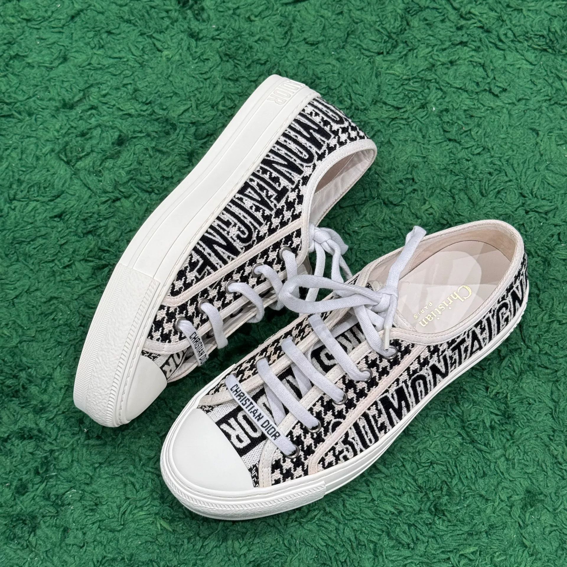 Dior Dior Embroidered White Lowtop Sneakers us_7-5 Women Size US 7.5 / IT 37.5 - 2 Thumbnail