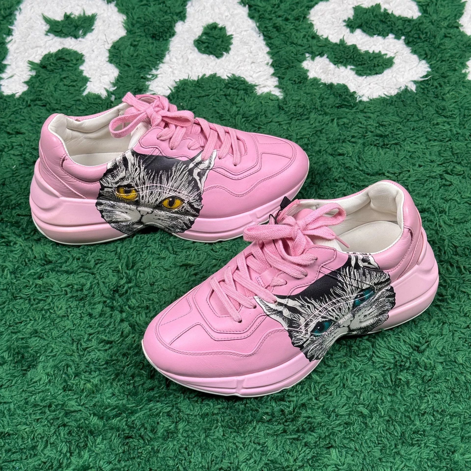 Gucci Gucci Printed Pink Lowtop Sneakers us_7 Women Size US 7 / IT 37 - 2 Thumbnail