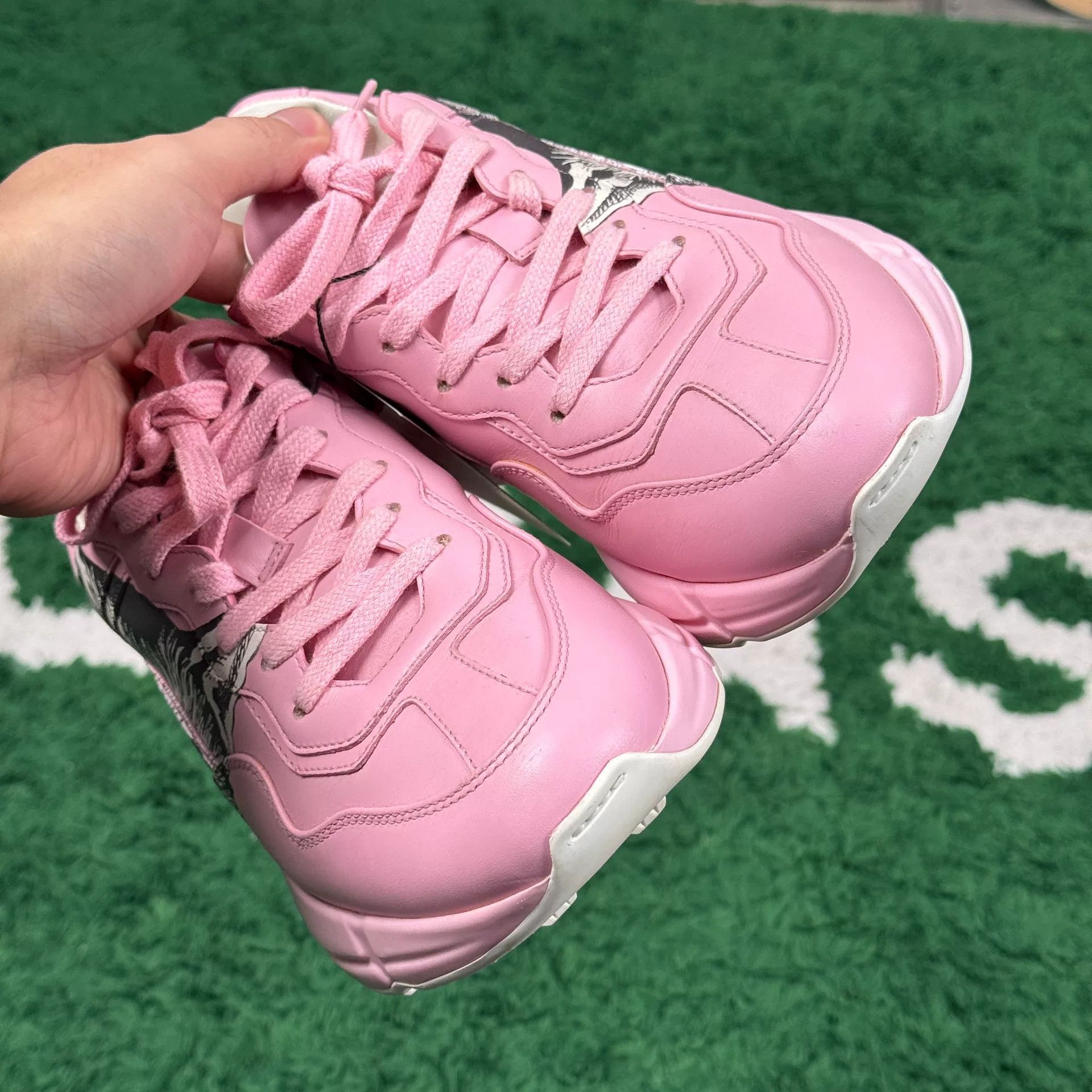 Gucci Gucci Printed Pink Lowtop Sneakers us_7 Women Size US 7 / IT 37 - 4 Thumbnail
