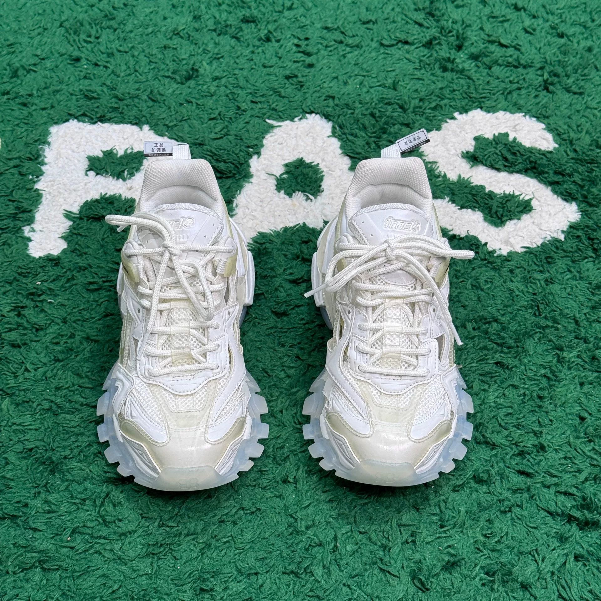 Balenciaga Balenciaga White Lowtop Sneakers us_8 Women Size US 8 / IT 38 - 4 Thumbnail