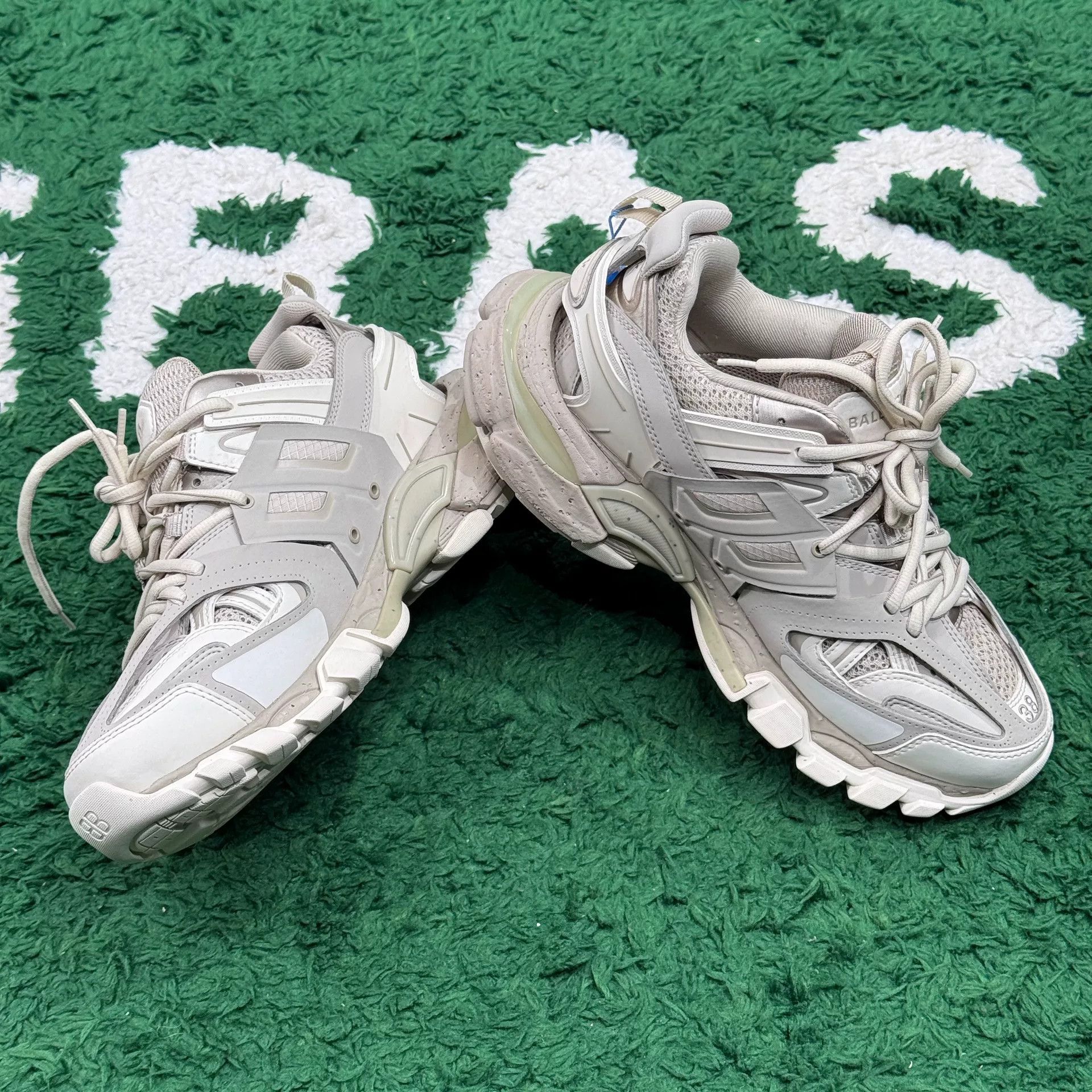 Balenciaga Balenciaga White Lowtop Sneakers us_8 Women Size US 8 / IT 38 - 4 Thumbnail