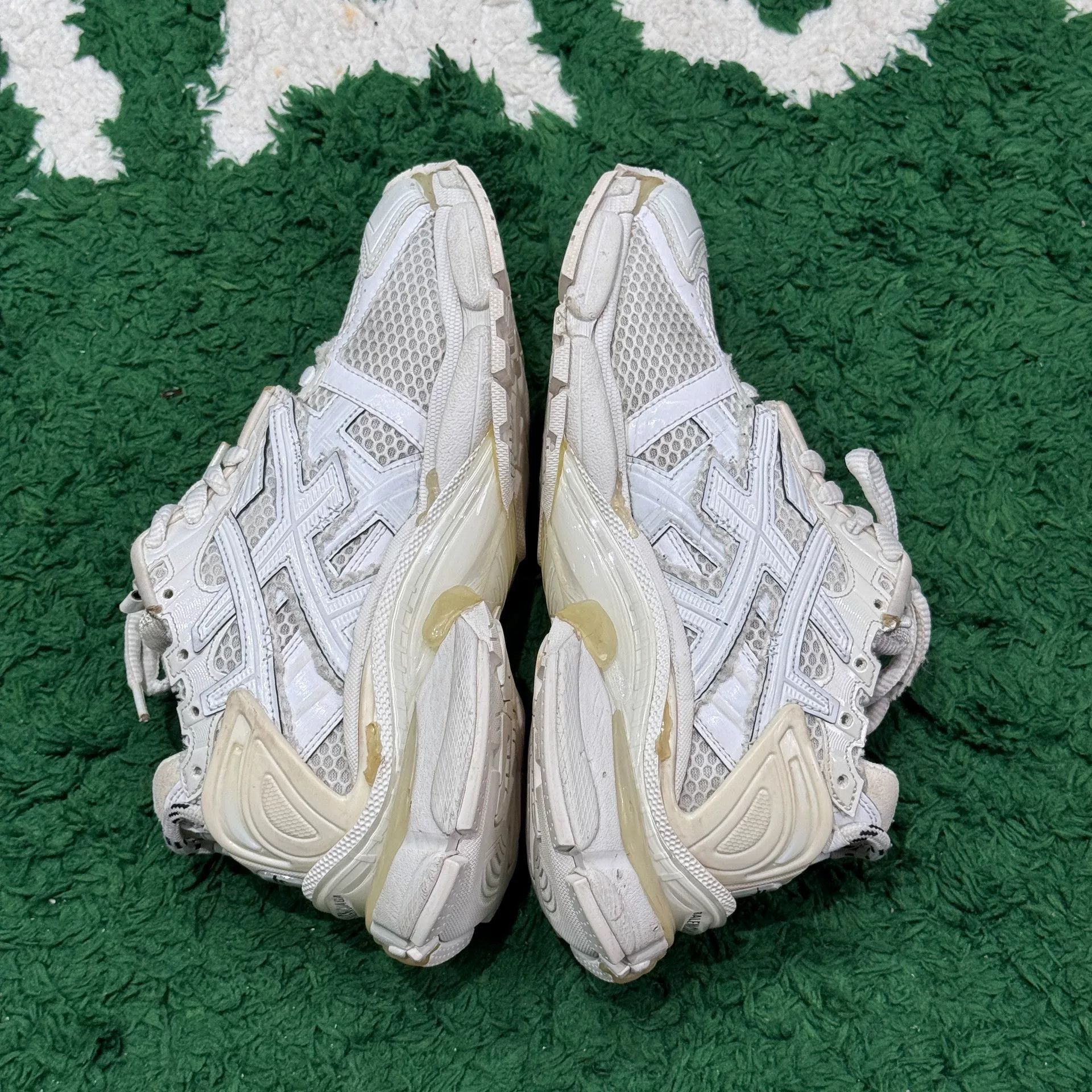 Balenciaga Balenciaga Running White Lowtop Sneakers us_7 Women Size US 7 / IT 37 - 4 Thumbnail
