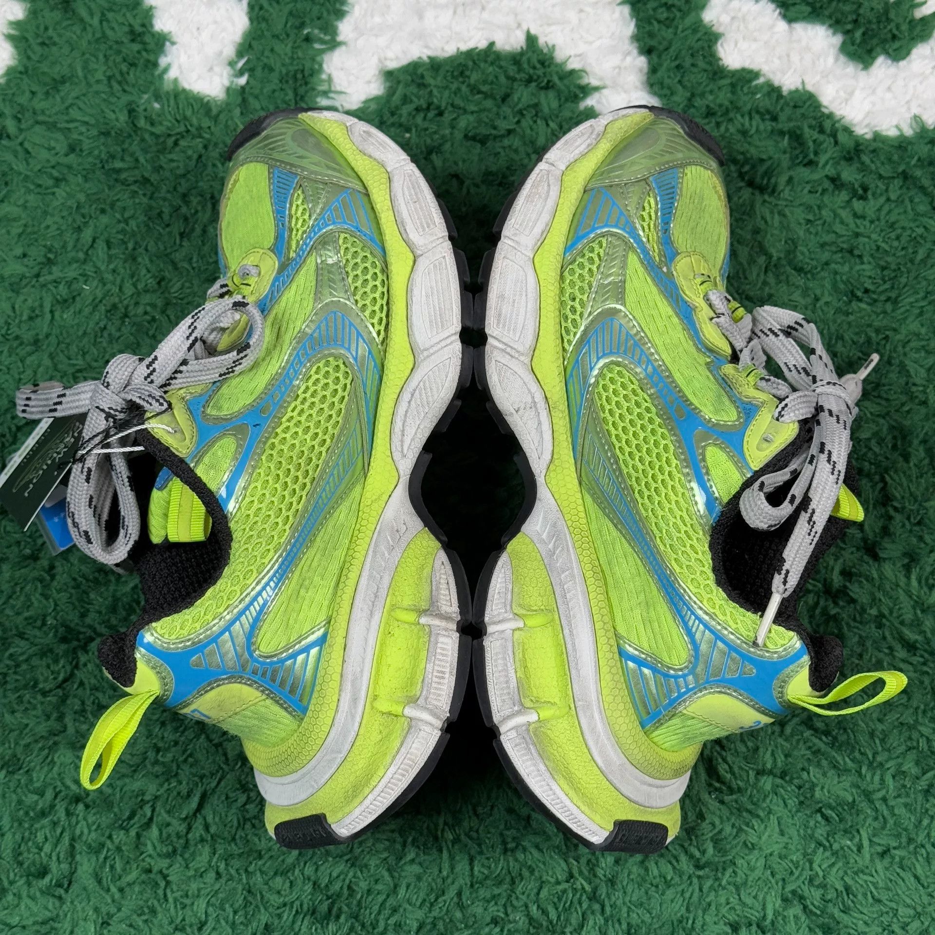Balenciaga Balenciaga Green Lowtop Sneakers 5 Men Size US 5 / EU 37 - 3 Thumbnail