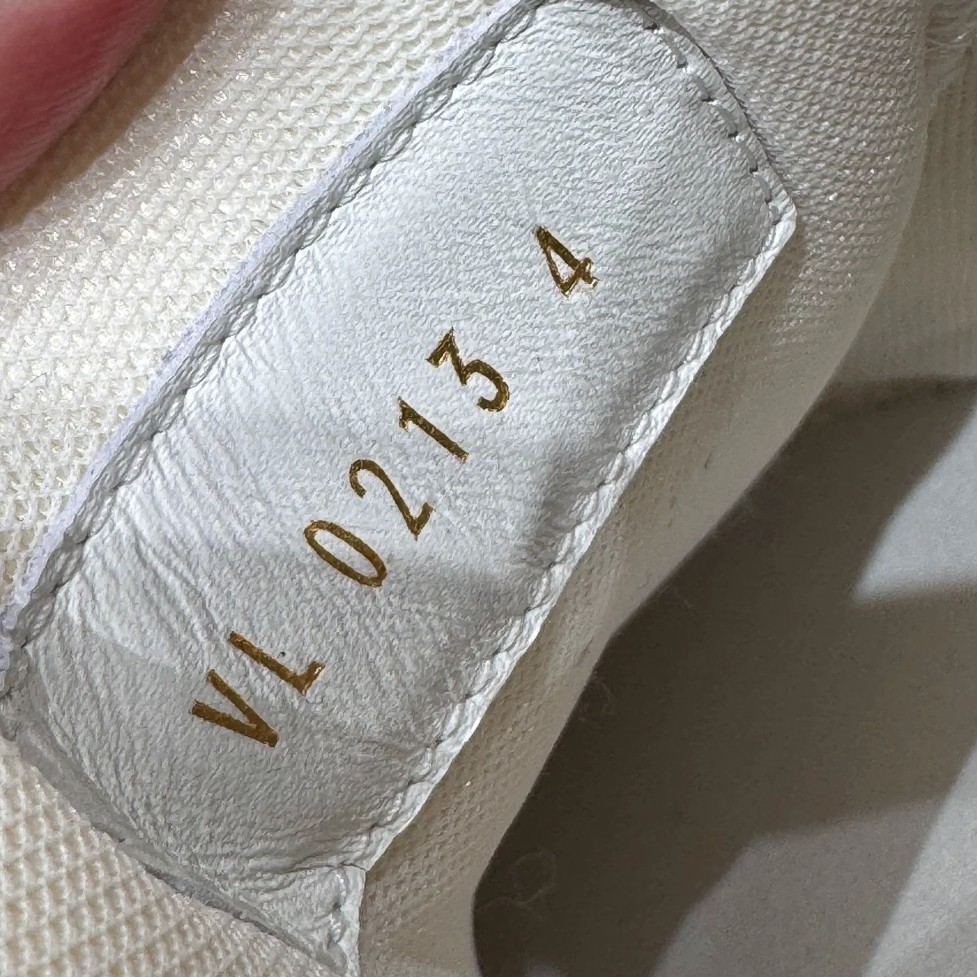 Louis Vuitton Louis Vuitton Training Pink Lowtop Sneakers 5.5 Men Size US 5.5 / EU 38 - 8 Thumbnail