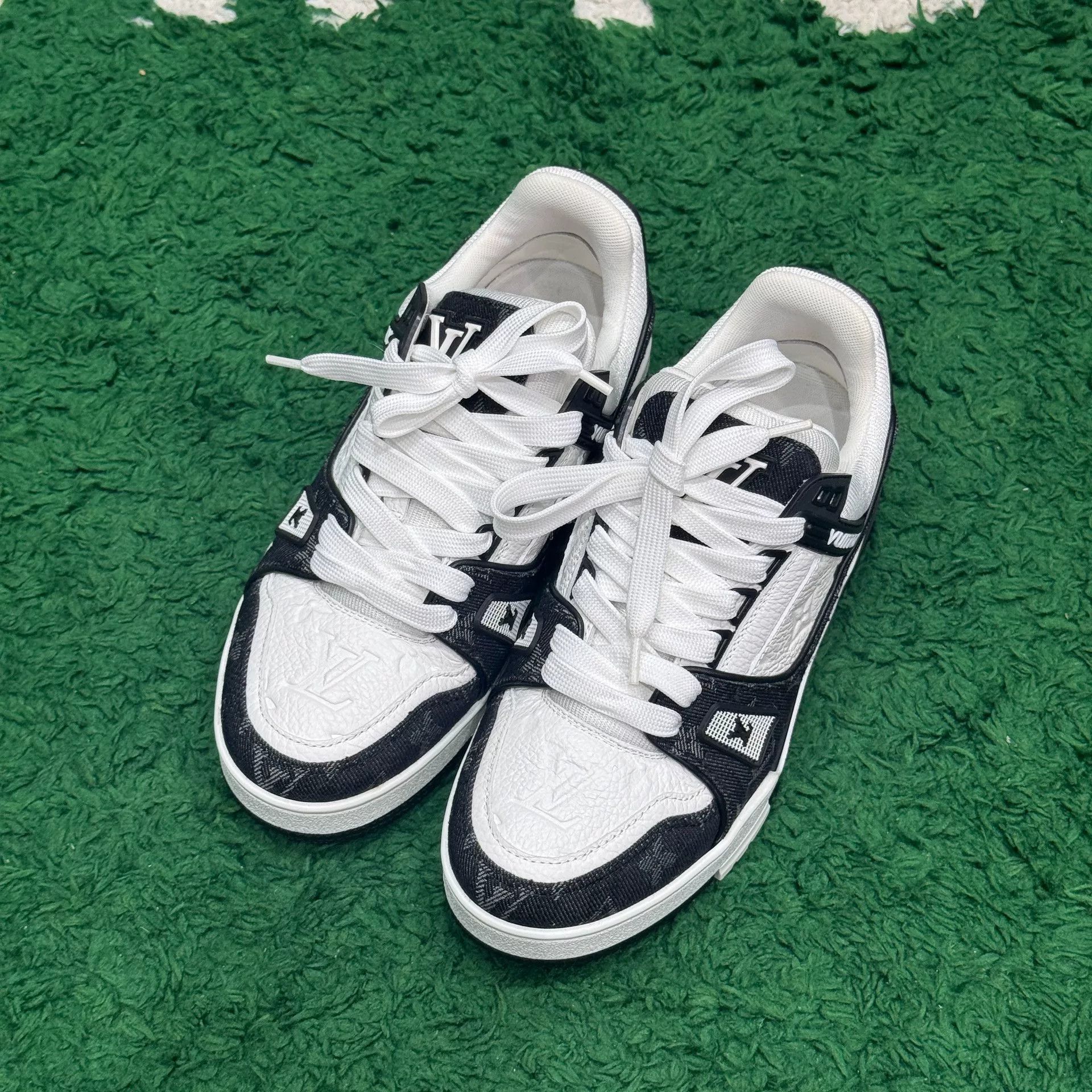 Louis Vuitton Louis Vuitton Training Denim Black Lowtop Sneakers Women Size US 7 / IT 37 - 3 Thumbnail