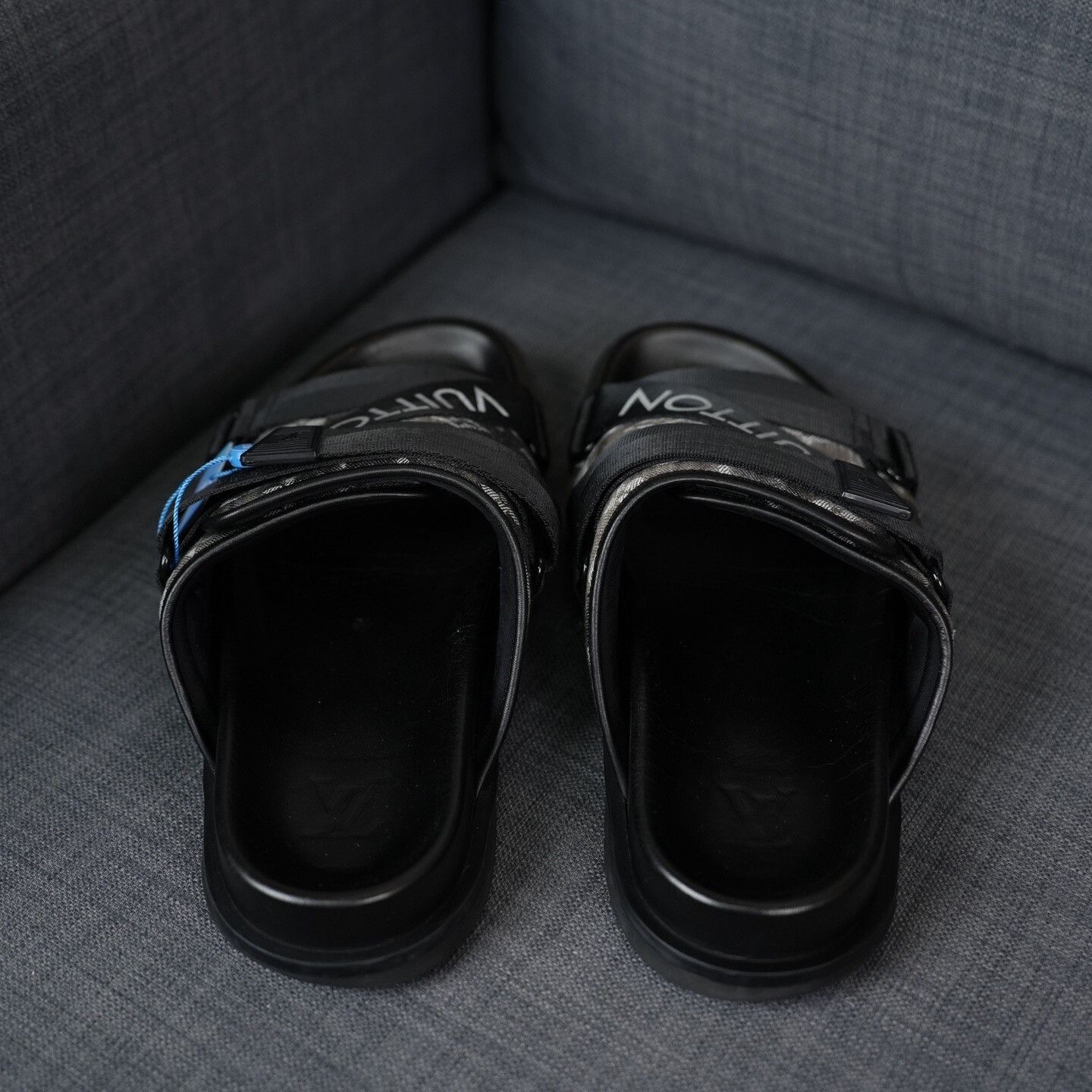 Louis Vuitton Louis Vuitton Retro Black Sandals 10 Men Size US 10 / EU 43 - 6 Thumbnail