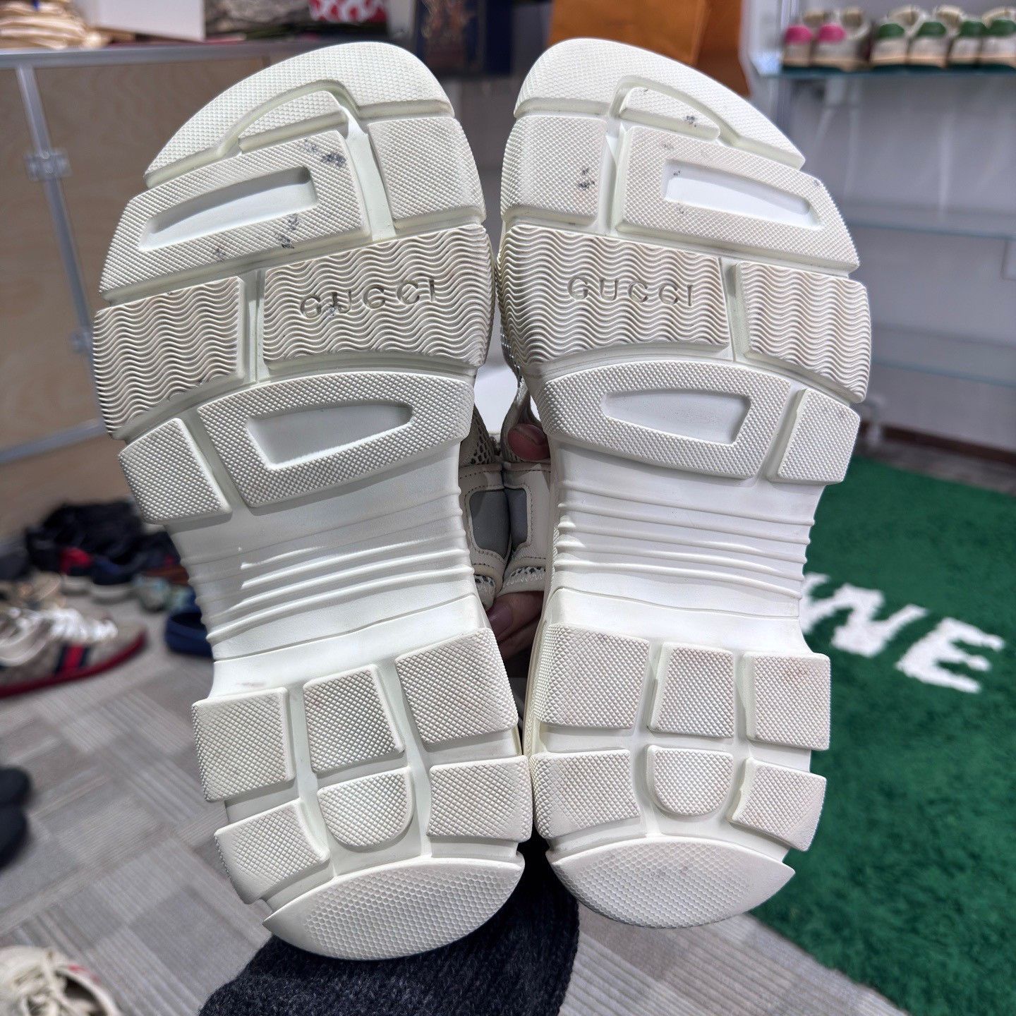 Gucci Gucci White Sandals 10 Men Size US 10 / EU 43 - 8 Thumbnail