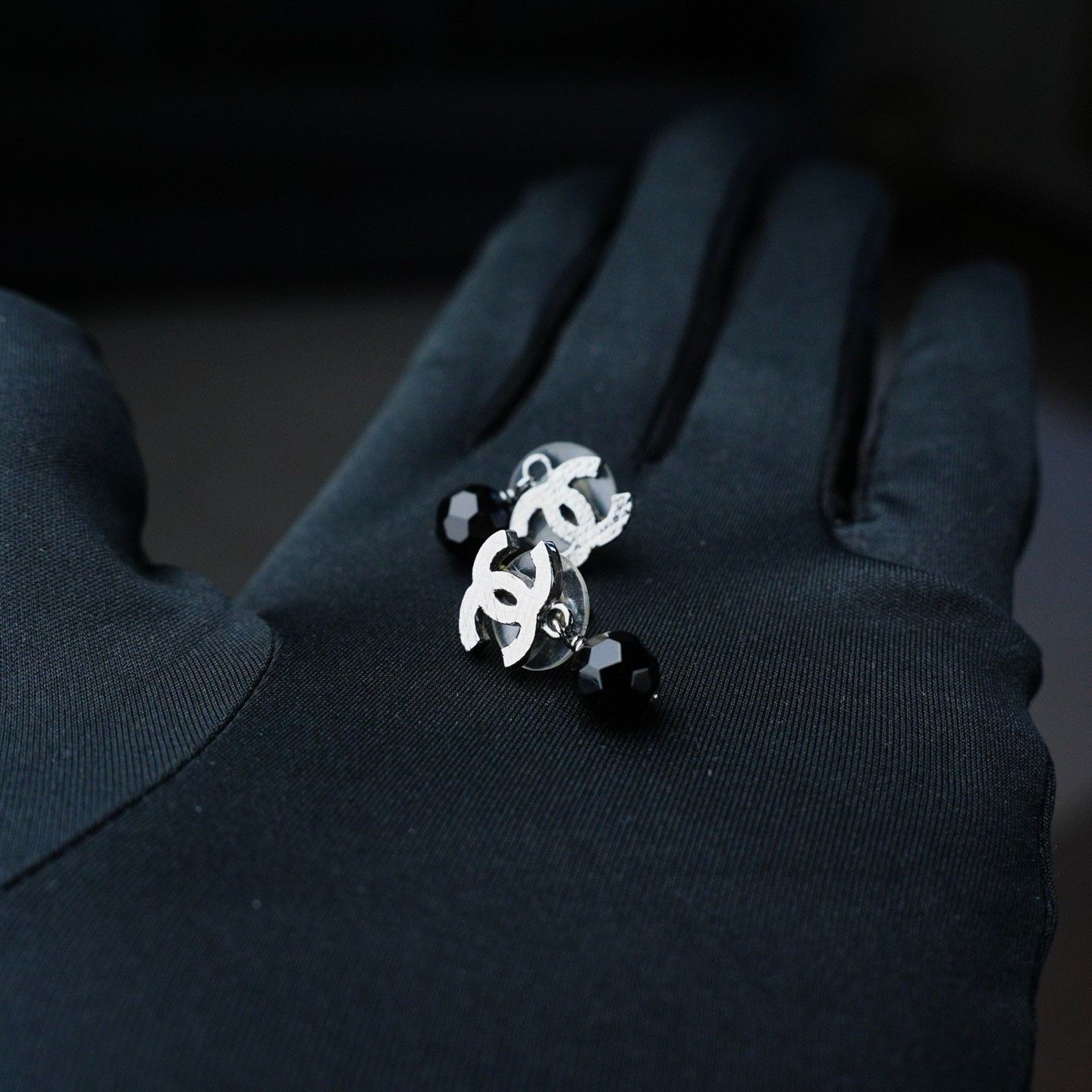 Chanel Chanel Plaid Silver Earrings OS Women Size ONE SIZE - 3 Thumbnail