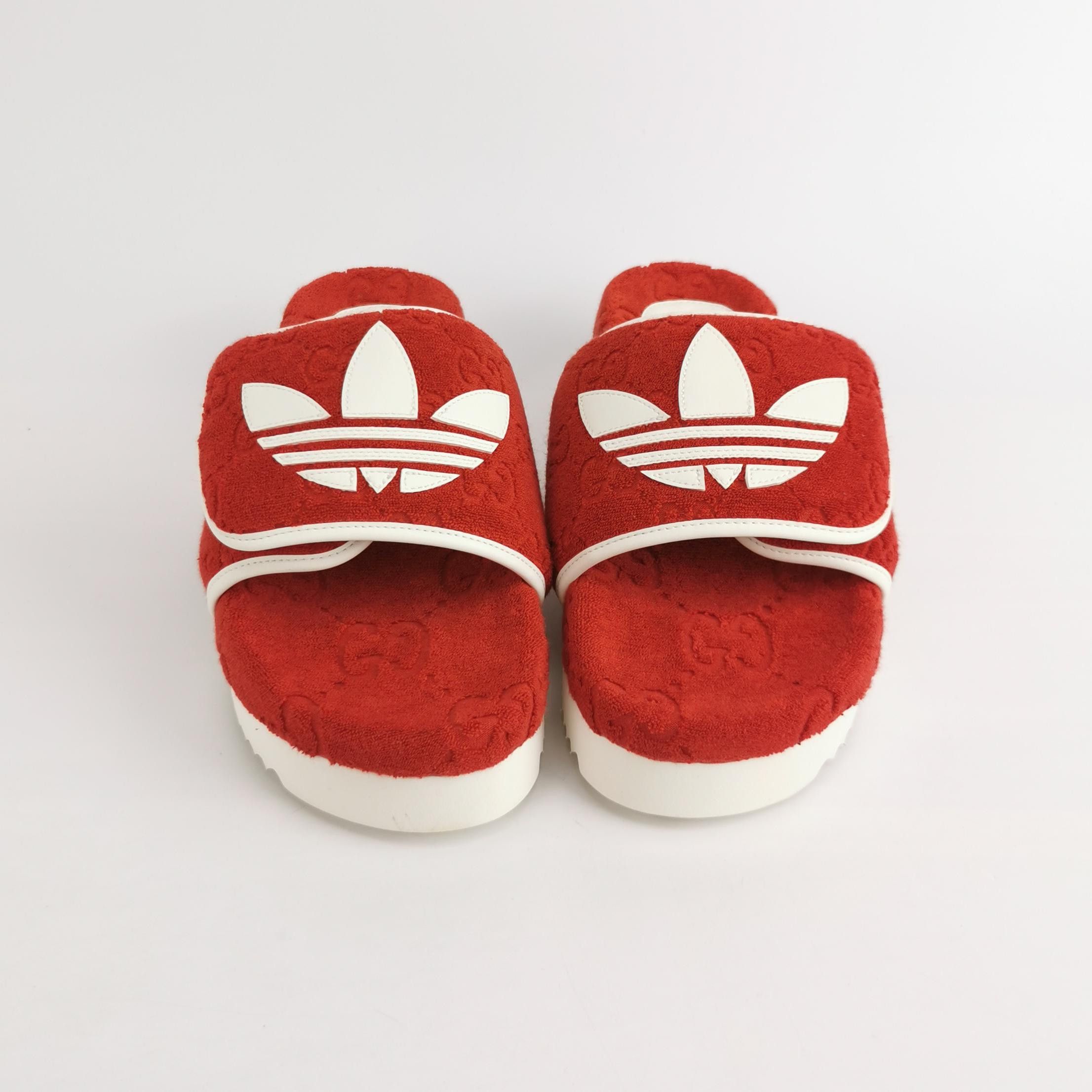 Gucci Gucci x Adidas Monogram Terry Slides 41 Size US 8 / EU 41 - 4 Thumbnail
