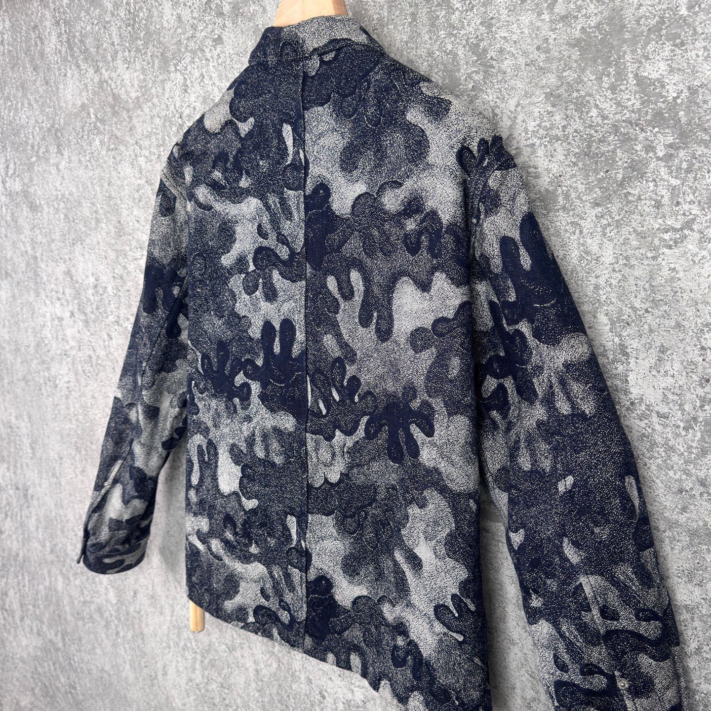Dior Dior Camo Embroidered Light Jacket s Men Size US S / EU 44-46 / 1 - 3 Thumbnail