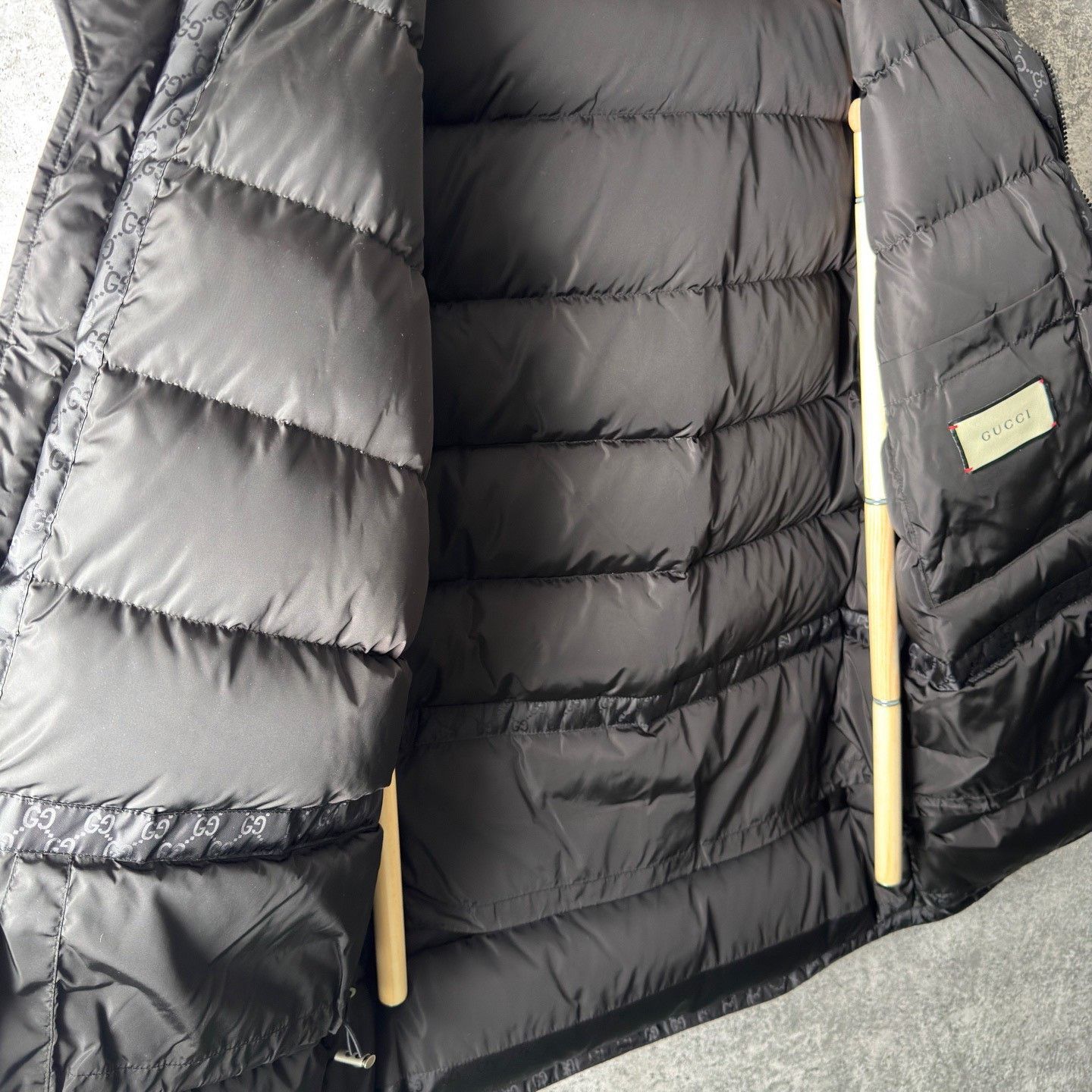 Gucci Gucci Down Black Heavy Coat m Men Size US M / EU 48-50 / 2 - 5 Thumbnail