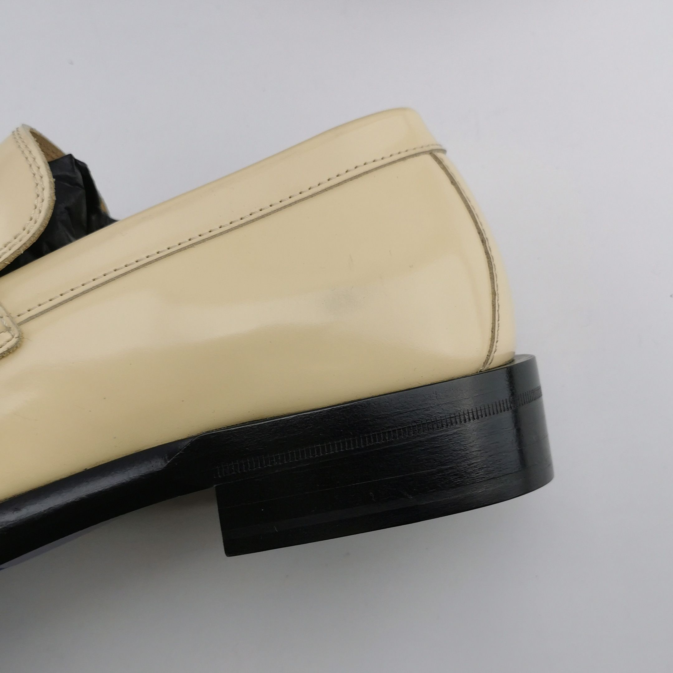 Burberry Burberry Barbed Buckle Leather Loafers 42 Size US 9 / EU 42 - 8 Thumbnail