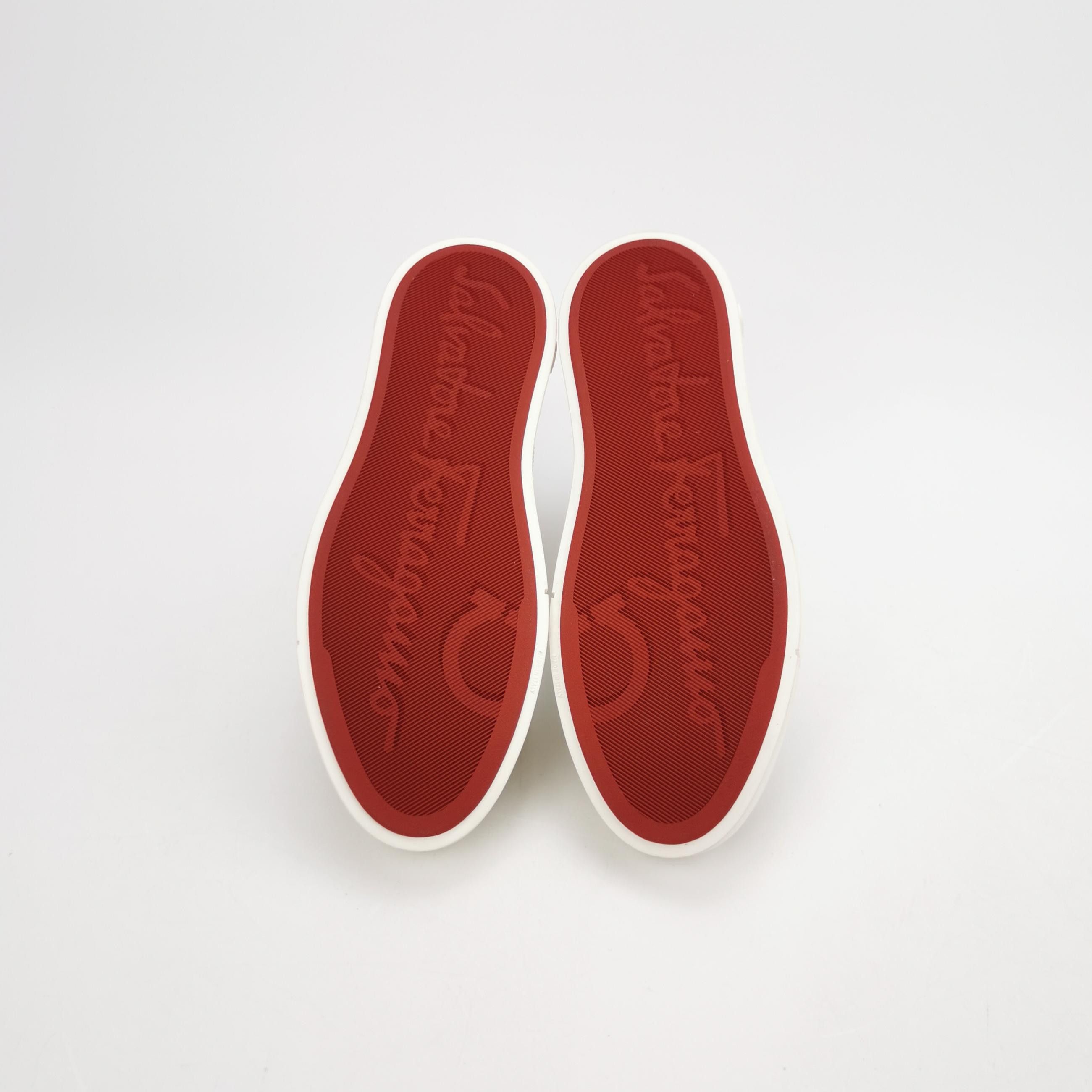 Salvatore Ferragamo Salvatore Ferragamo Suede Trim Sneakers 37.5 Size US 7.5 / IT 37.5 - 6 Thumbnail