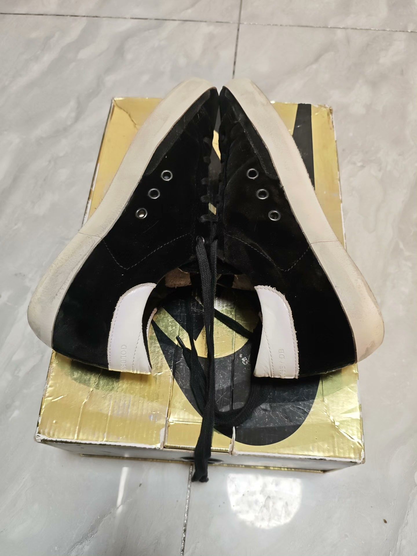Golden Goose Golden Goose Yellow Lowtop Sneakers us_8 Women Size US 8 / IT 38 - 4 Thumbnail