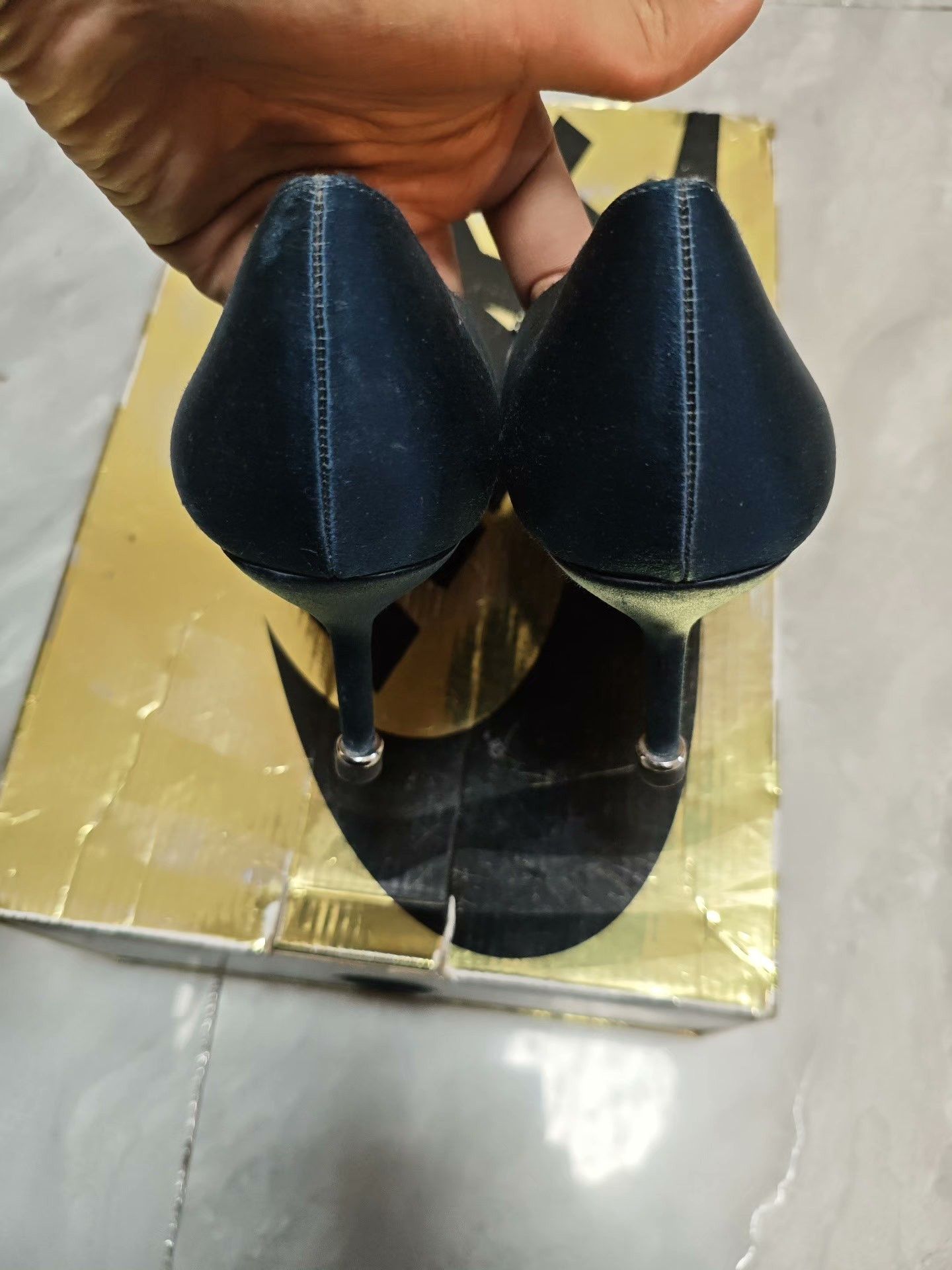 Manolo Blahnik Manolo Blahnik Blue Lowtop Sneakers us_6-5 Women Size US 6.5 / IT 36.5 - 6 Thumbnail
