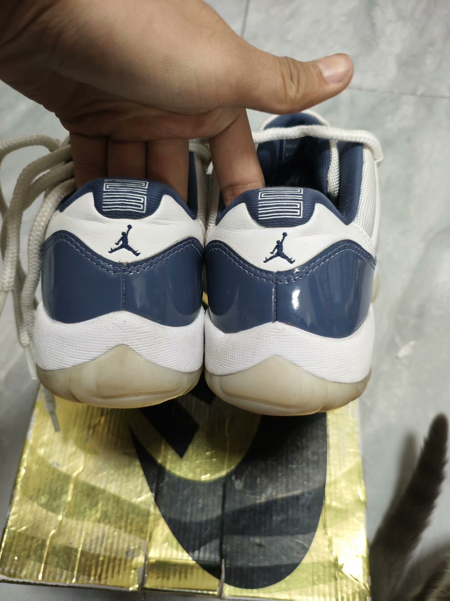 Jordan Brand Jordan Brand Blue Lowtop Sneakers 7 Men Size US 7 / EU 40 - 6 Thumbnail