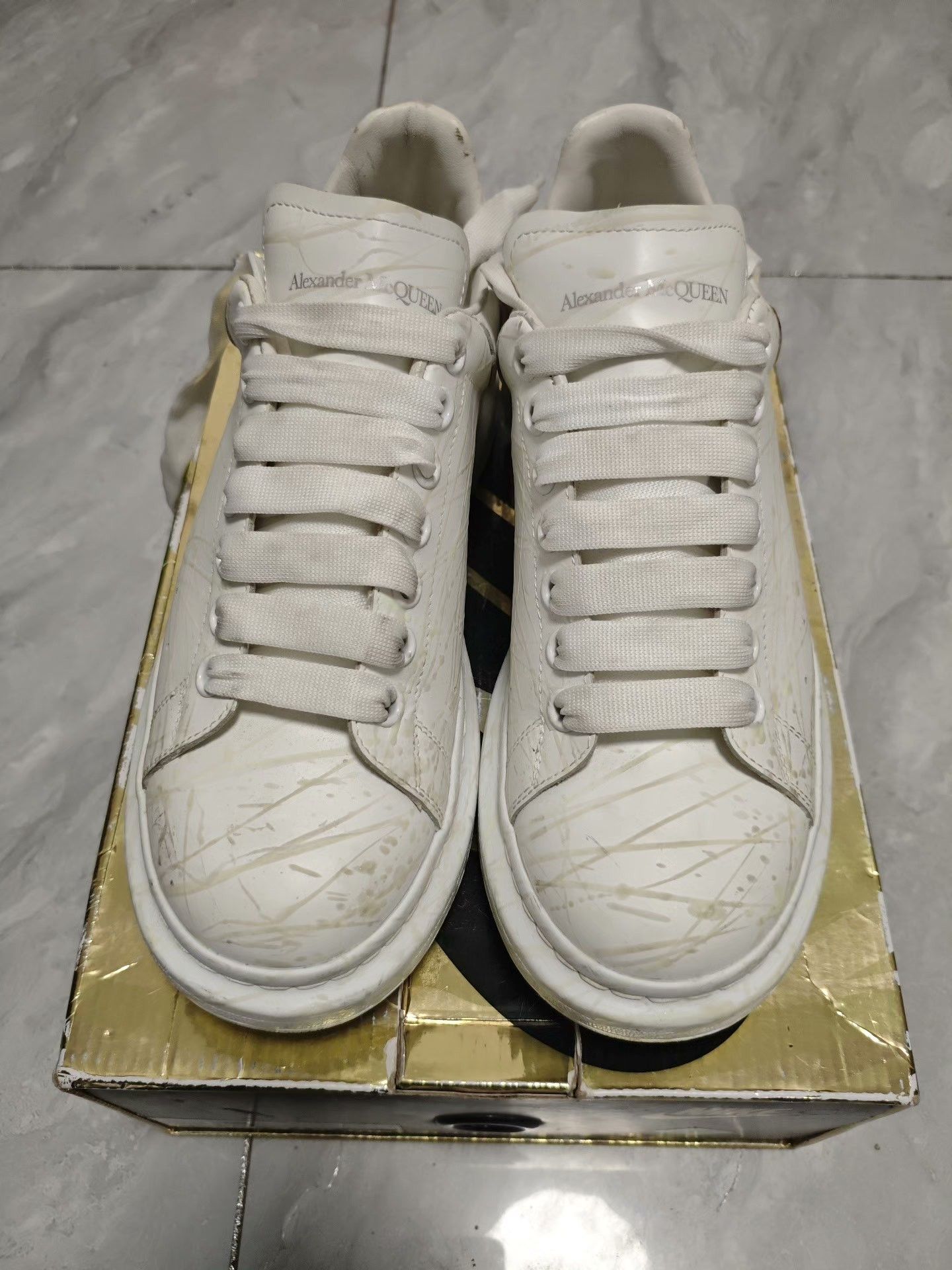 Alexander McQueen Alexander McQueen Lowtop Sneakers 7 Men Size US 7 / EU 40 - 2 Thumbnail