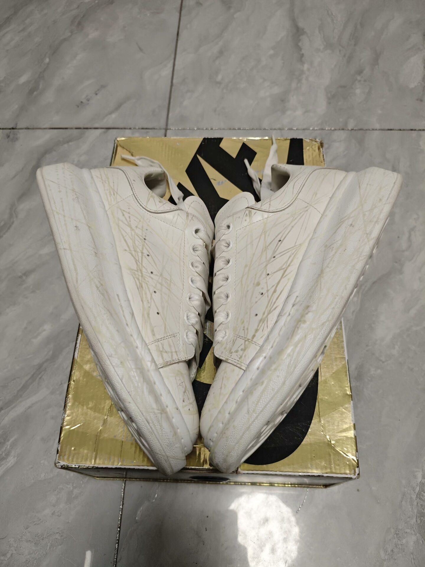 Alexander McQueen Alexander McQueen Lowtop Sneakers 7 Men Size US 7 / EU 40 - 3 Thumbnail