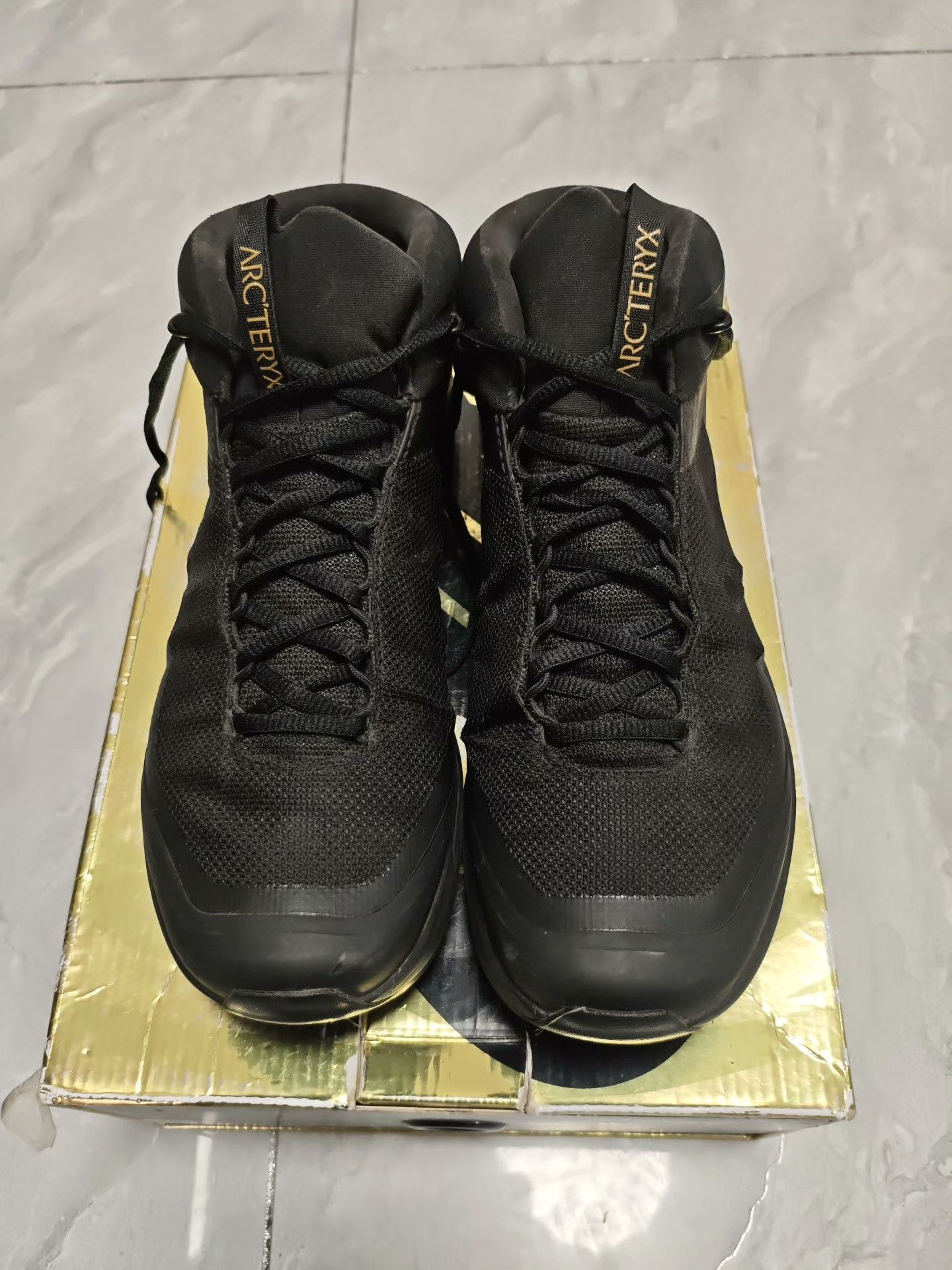 Arc'teryx Arc'teryx Polyester Lowtop Sneakers 7.5 Men Size US 7.5 / EU 40-41 - 2 Thumbnail