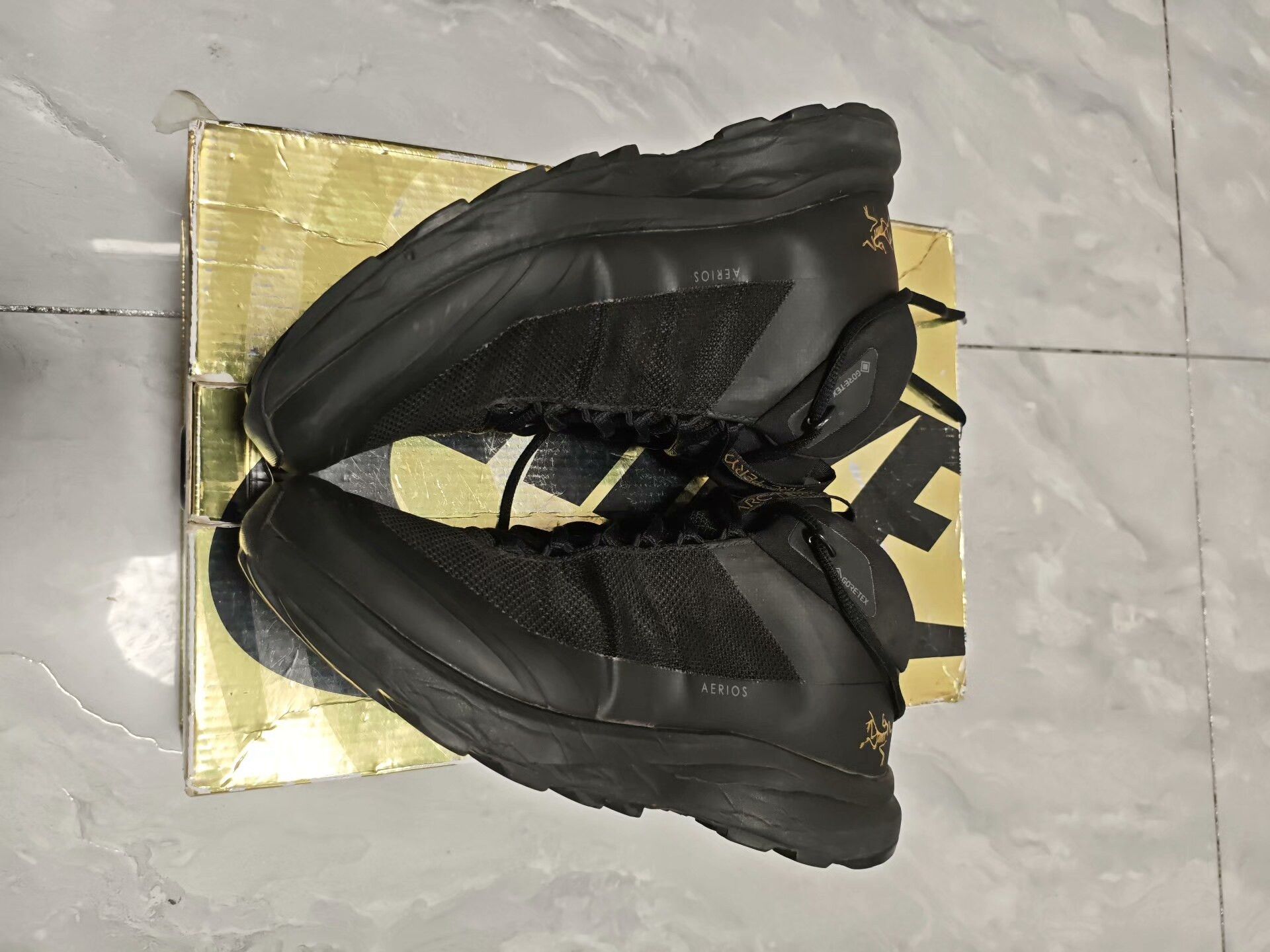 Arc'teryx Arc'teryx Polyester Lowtop Sneakers 7.5 Men Size US 7.5 / EU 40-41 - 3 Thumbnail