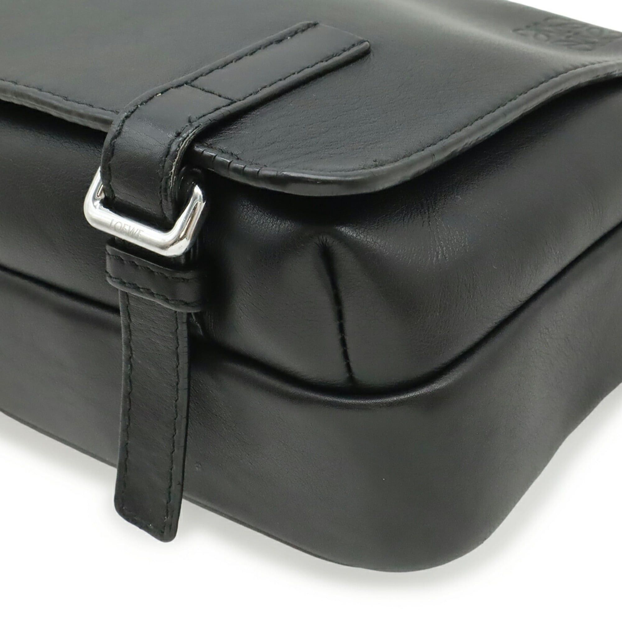 Loewe LOEWE Anagram Military Bag XS Shoulder Leather Black B553A72X27 Size ONE SIZE - 4 Thumbnail