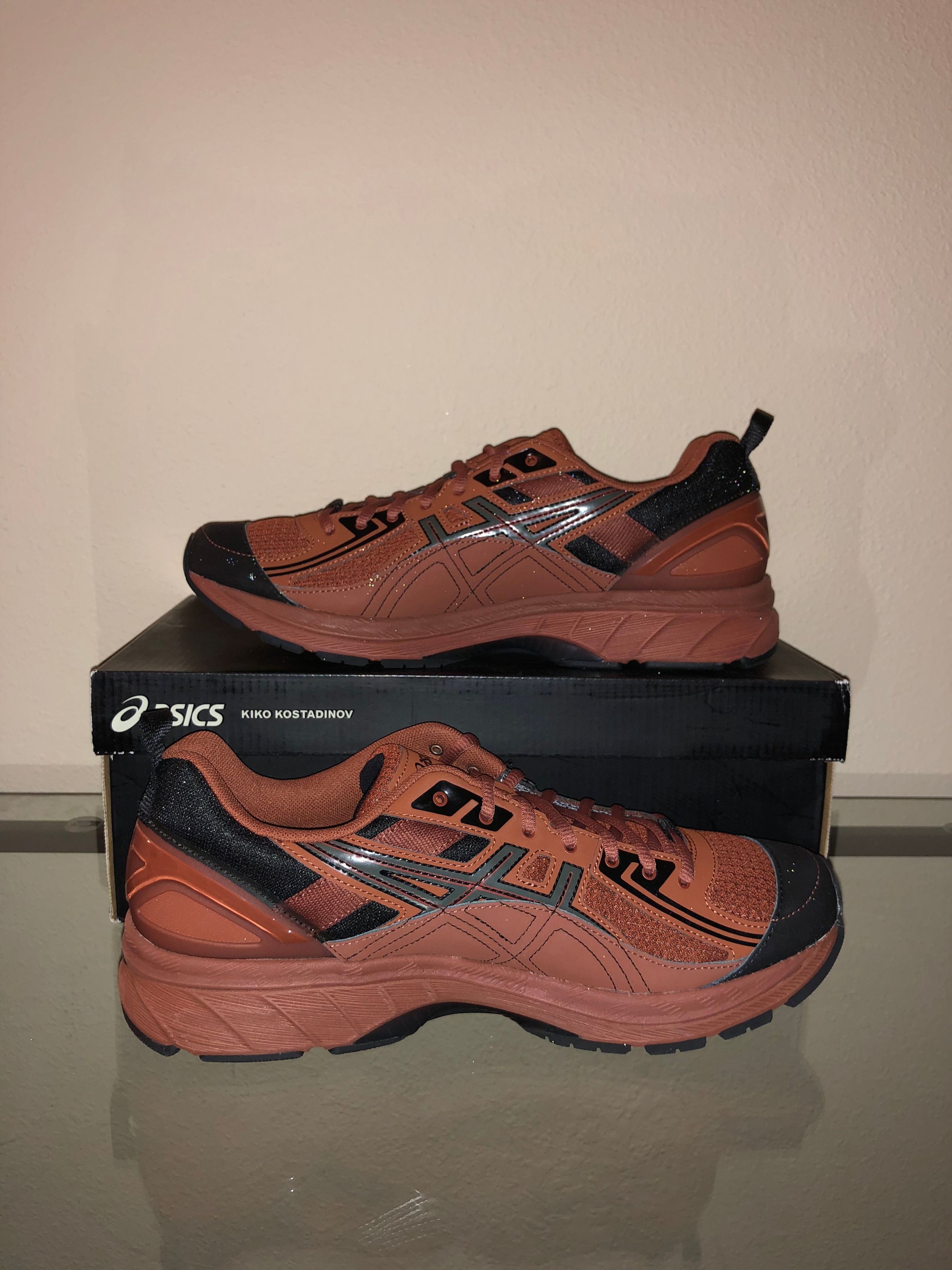 Asics Kiko Kostadinov Gel Burz in Terracotta