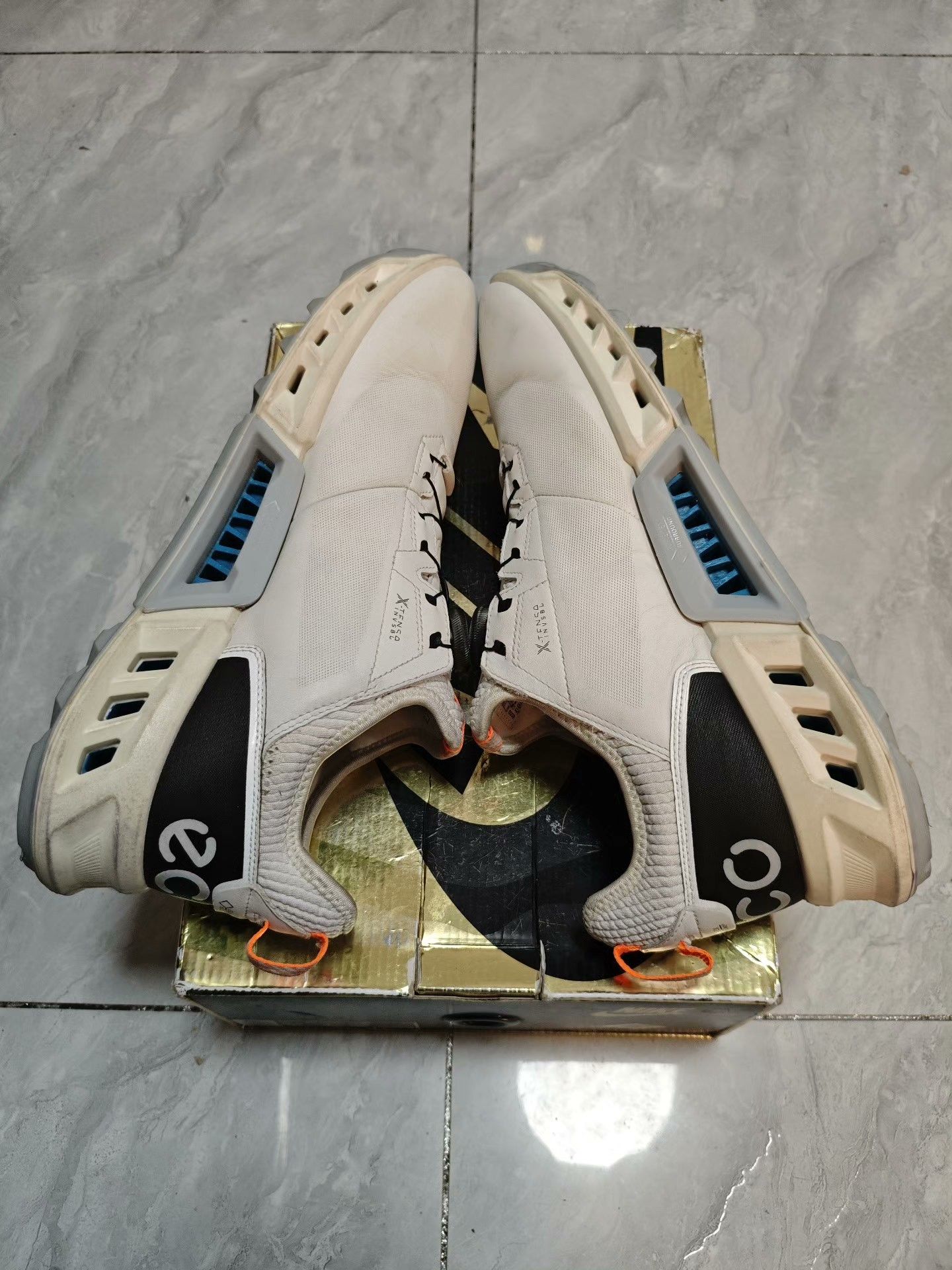 Ecco ECCO Golf White Lowtop Sneakers 11 Men Size US 11 / EU 44 - 4 Thumbnail