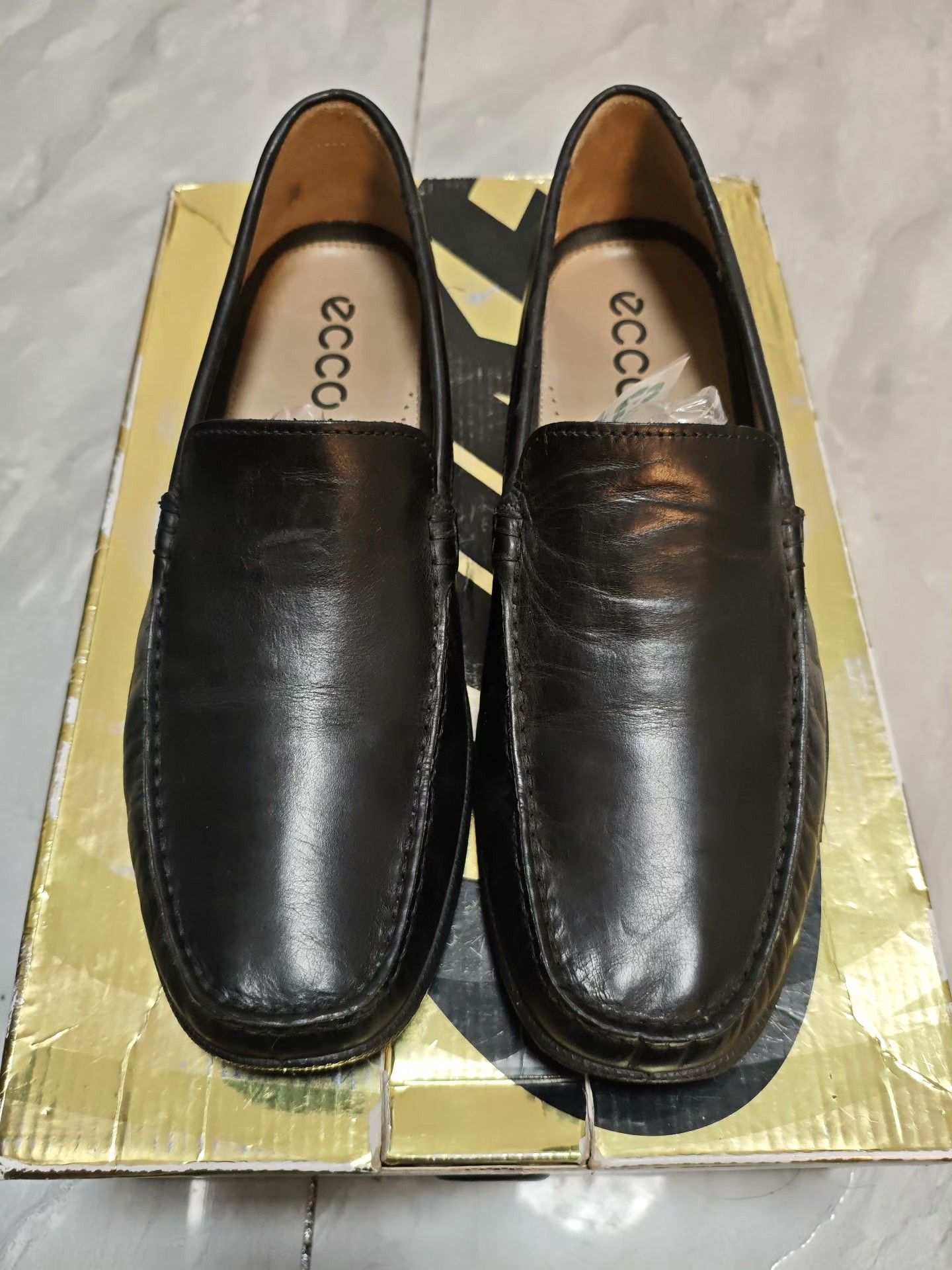 Ecco ECCO Casual Black Lowtop Sneakers 8 Men Size US 8 / EU 41 - 2 Thumbnail