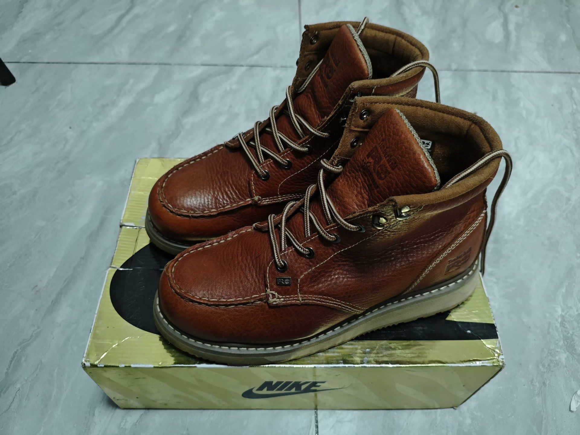 Timberland Timberland Boots 8 Men Size US 8 / EU 41 - 2 Thumbnail