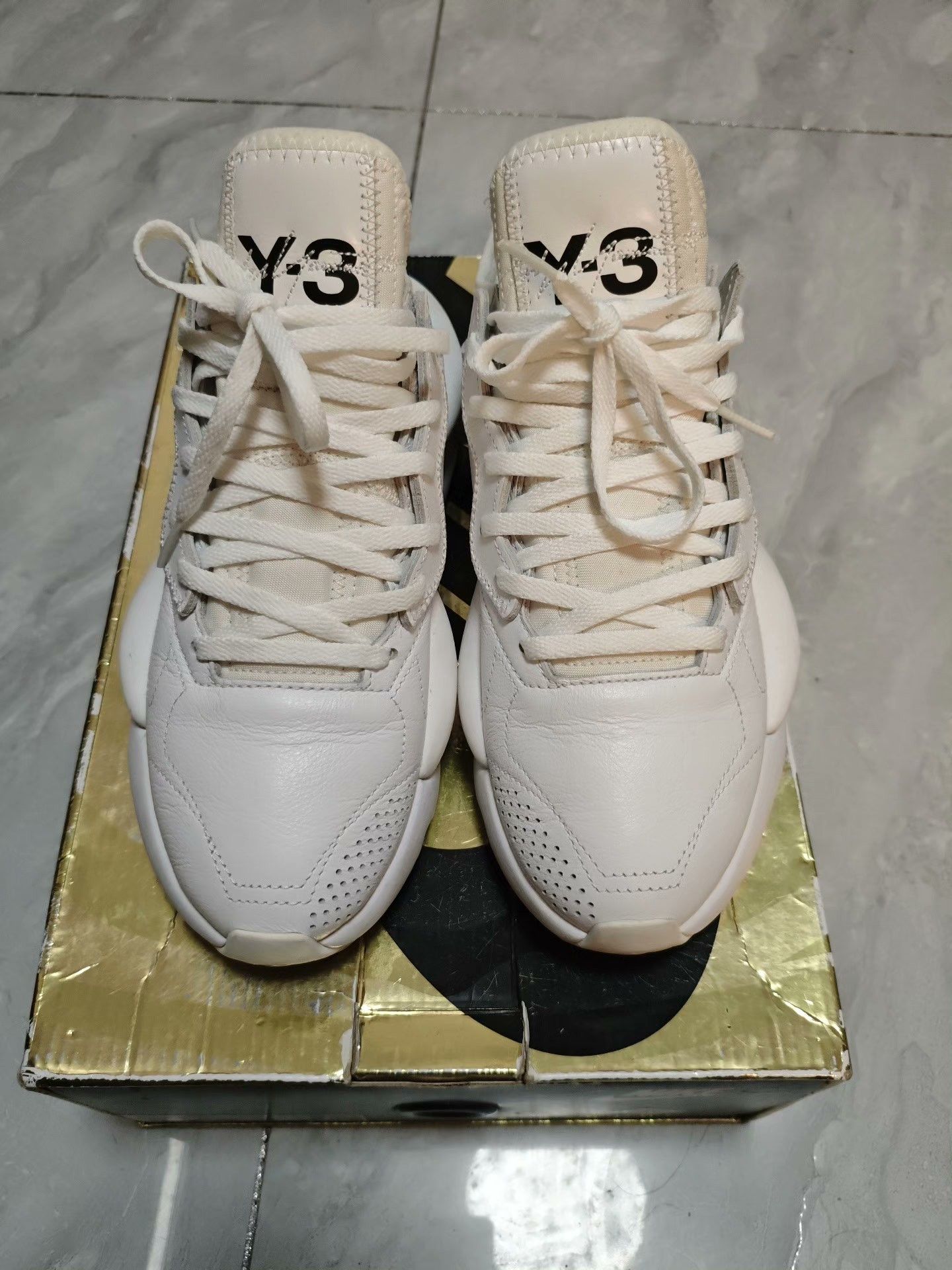 Y-3 Y-3 Casual White Lowtop Sneakers 10 Men Size US 10 / EU 43 - 2 Thumbnail