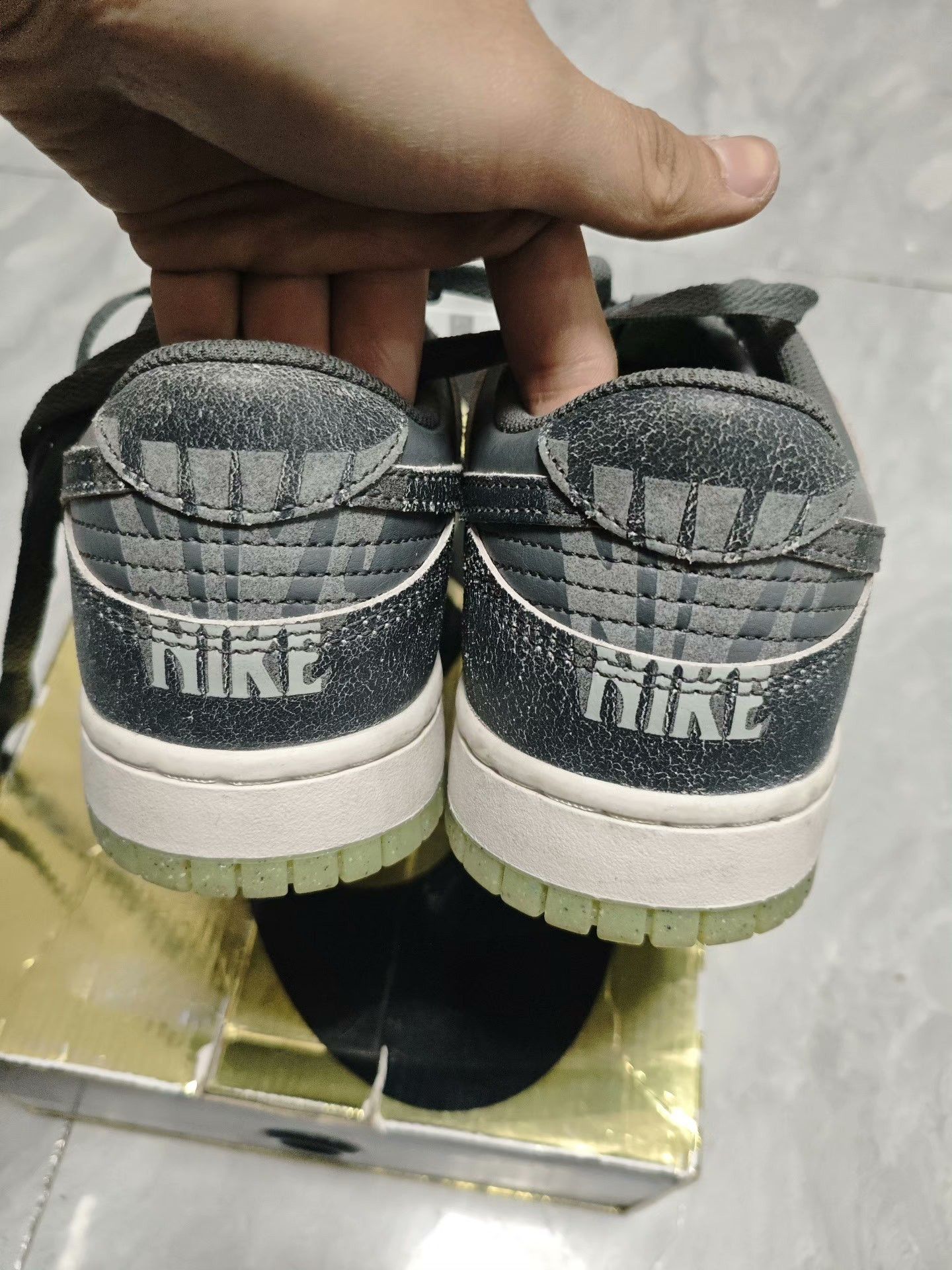 Nike Nike DUNK Multi Lowtop Sneakers 10 Men Size US 10 / EU 43 - 6 Thumbnail