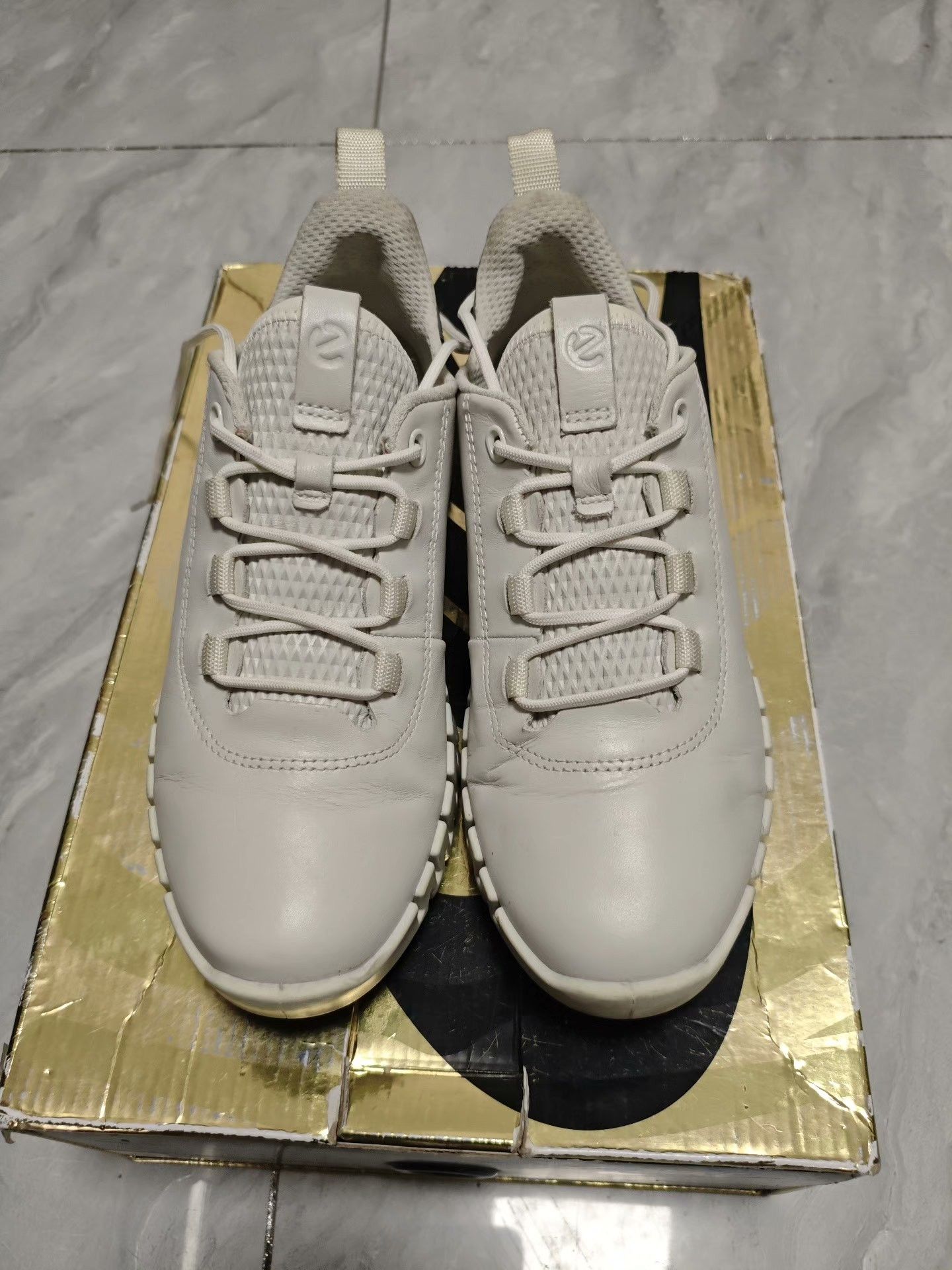 Ecco ECCO Casual White Lowtop Sneakers us_6 Women Size US 6 / IT 36 - 2 Thumbnail