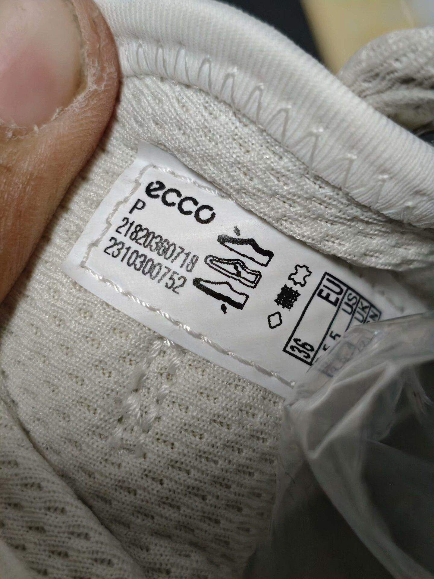 Ecco ECCO Casual White Lowtop Sneakers us_6 Women Size US 6 / IT 36 - 8 Thumbnail
