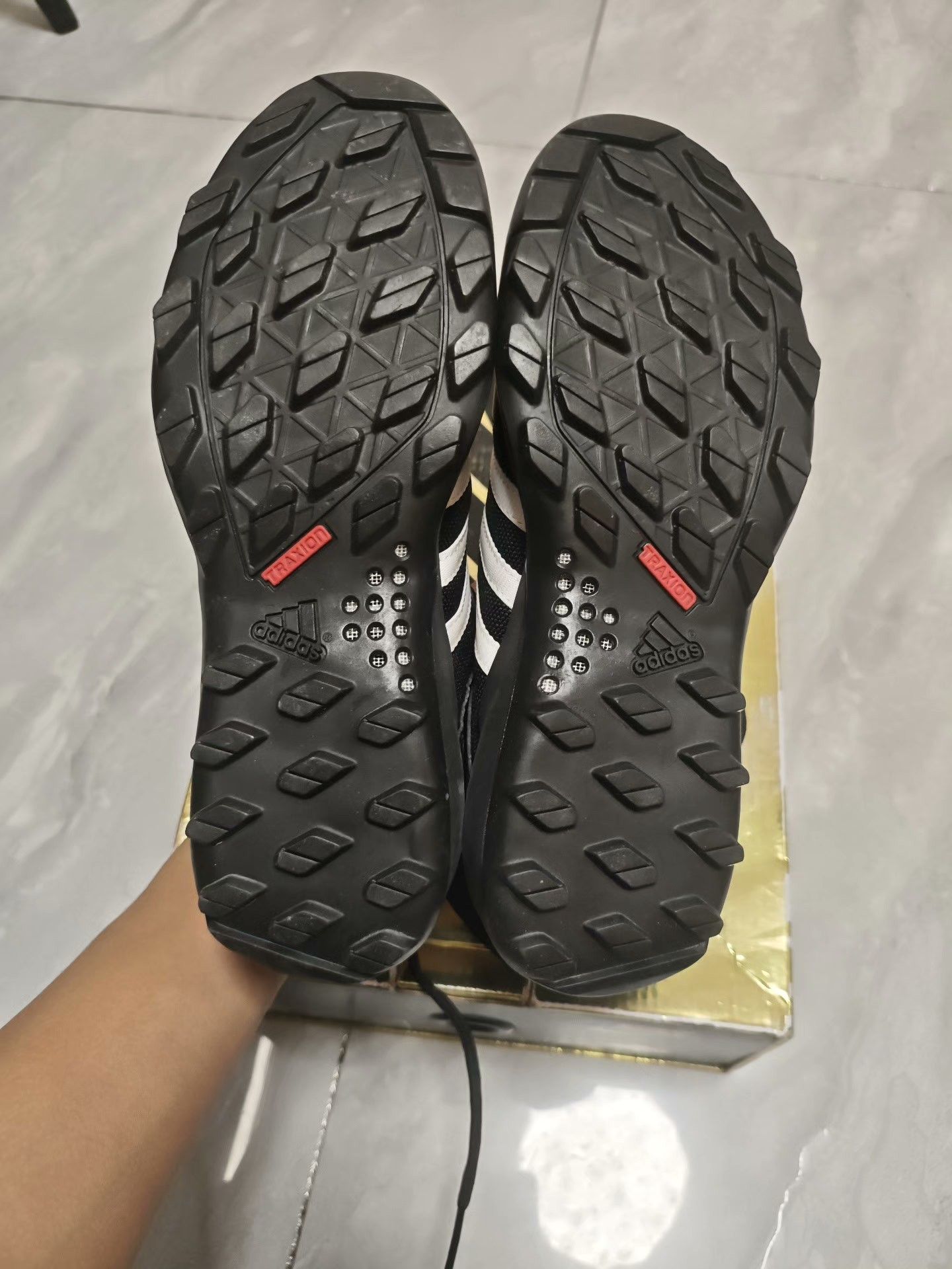 Adidas Adidas Retro Black Lowtop Sneakers 7 Men Size US 7 / EU 40 - 5 Thumbnail