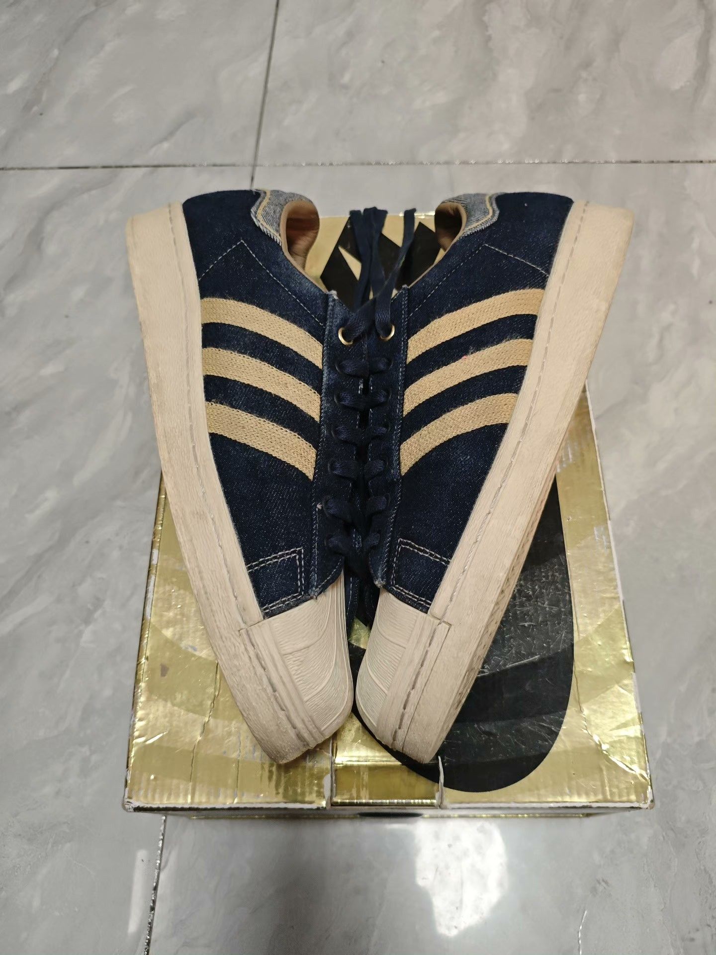 Adidas Adidas Blue Lowtop Sneakers 10 Men Size US 10 / EU 43 - 3 Thumbnail