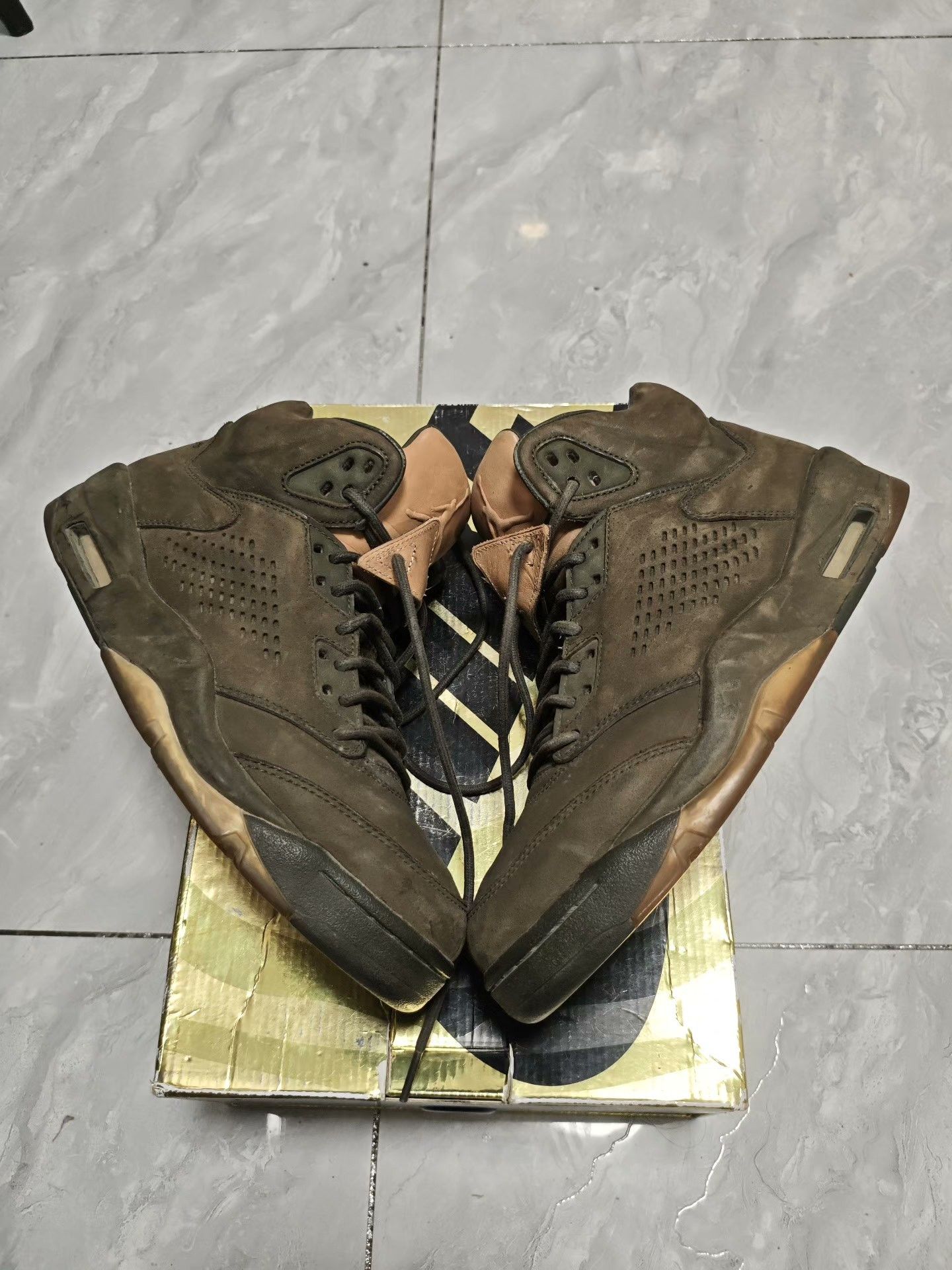 Jordan Brand Jordan Brand AIR JORDAN Multi Lowtop Sneakers 9.5 Men Size US 9.5 / EU 42-43 - 3 Thumbnail