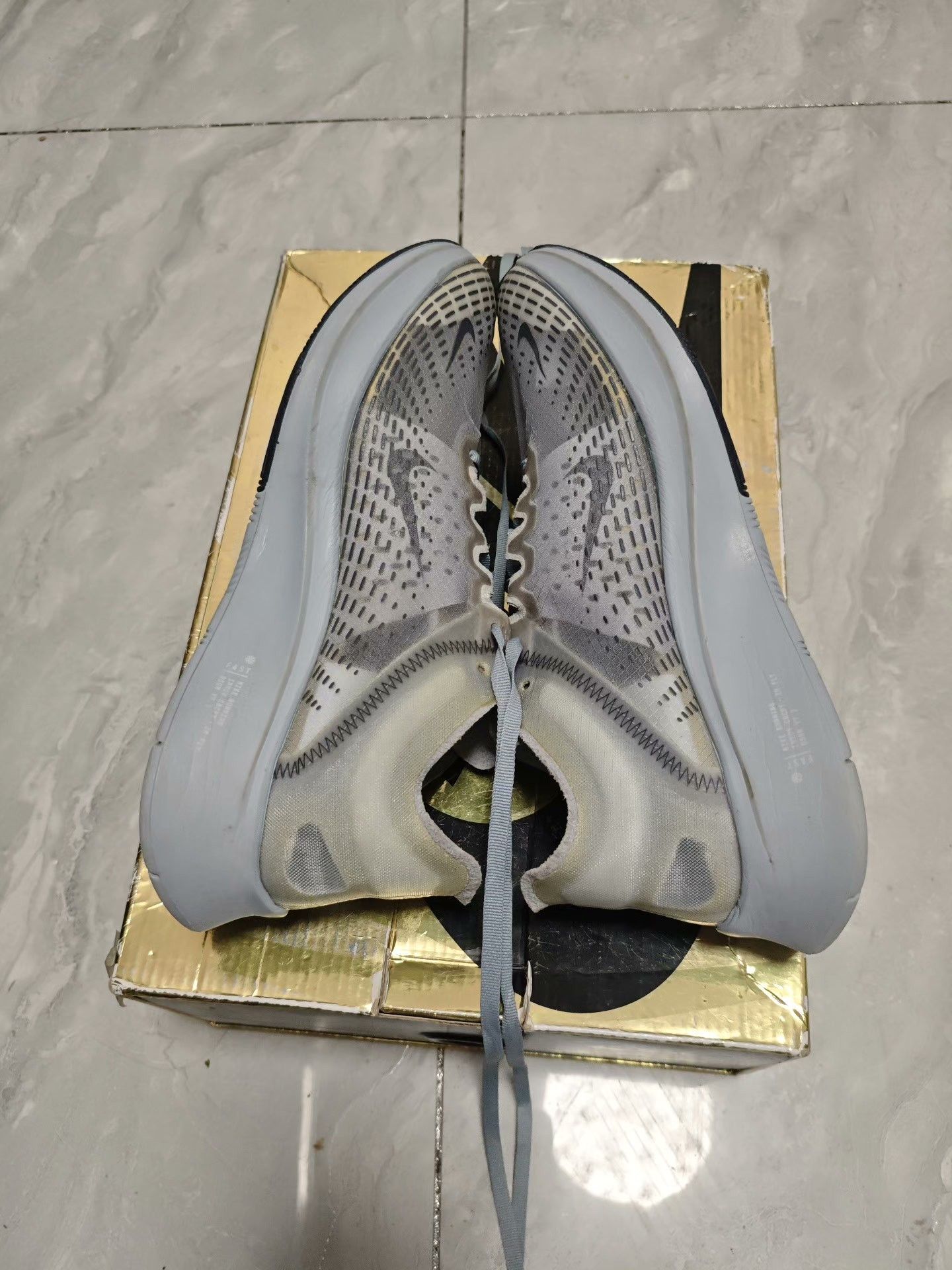 Nike Nike ZOOM Gray Lowtop Sneakers 7.5 Men Size US 7.5 / EU 40-41 - 4 Thumbnail