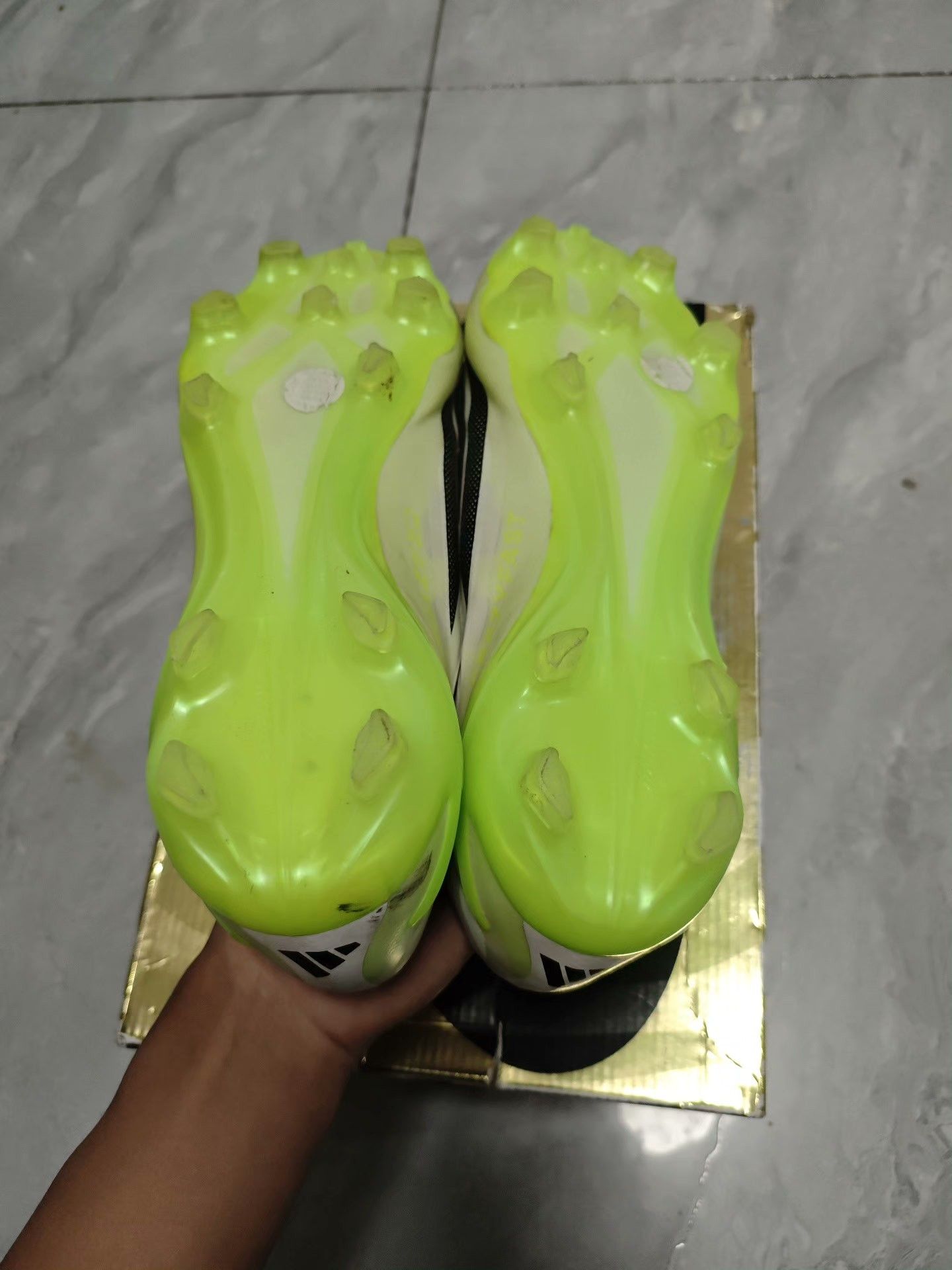 Adidas Adidas Yellow Lowtop Sneakers 11 Men Size US 11 / EU 44 - 6 Thumbnail