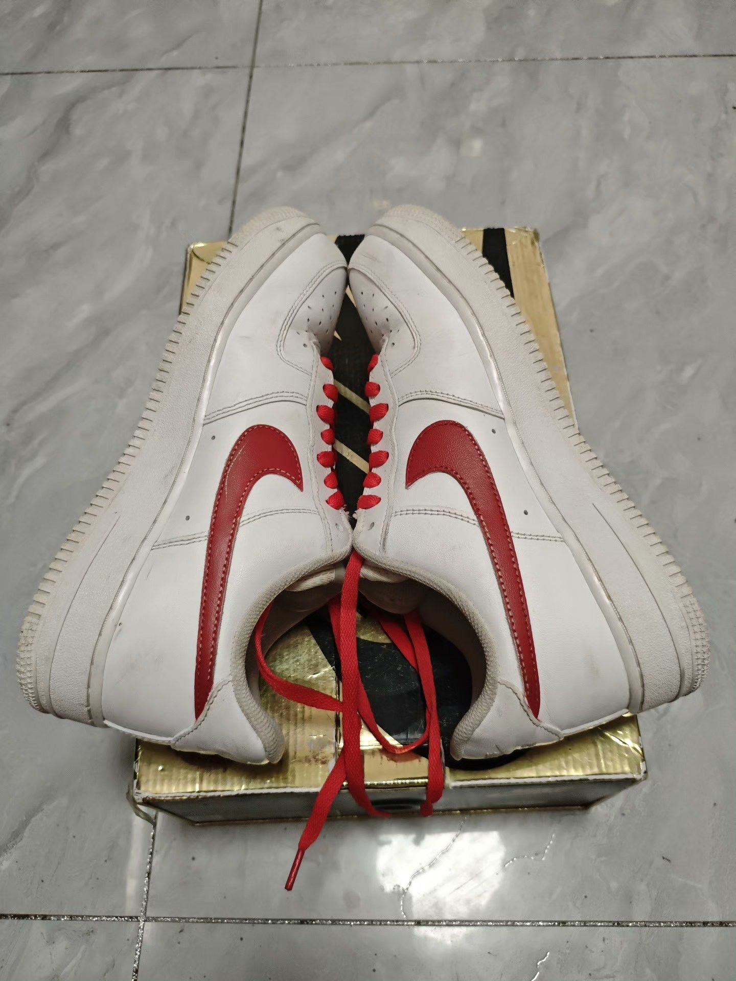 Nike Nike Retro White Lowtop Sneakers 9 Men Size US 9 / EU 42 - 4 Thumbnail